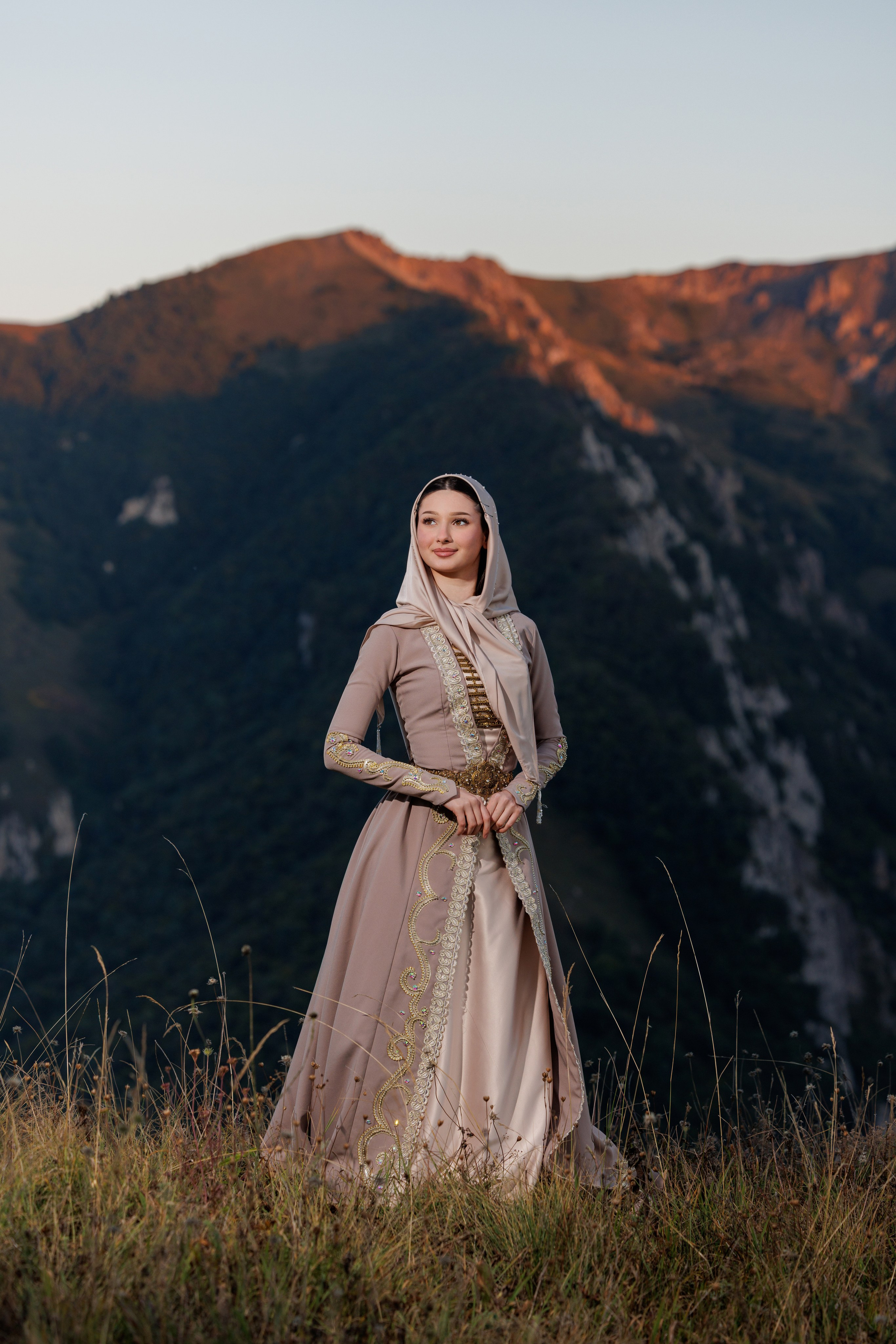 Фотосессия в Галанчоже с Анжелиной Дудаевой. Taysumoff