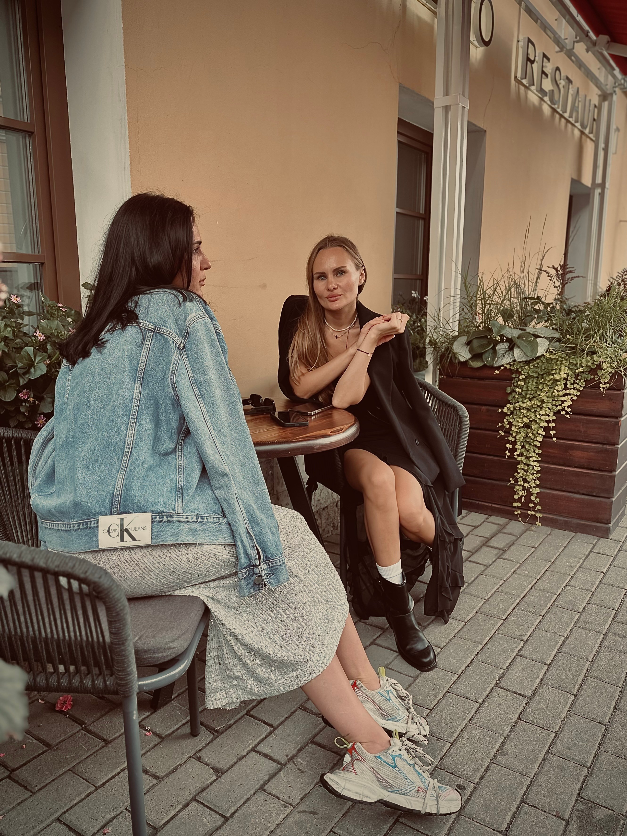 Вечерняя прогулка. КОНТЕНТ |БРЕНД фотограф Санкт-Петербург — Жанна Олтаржевская