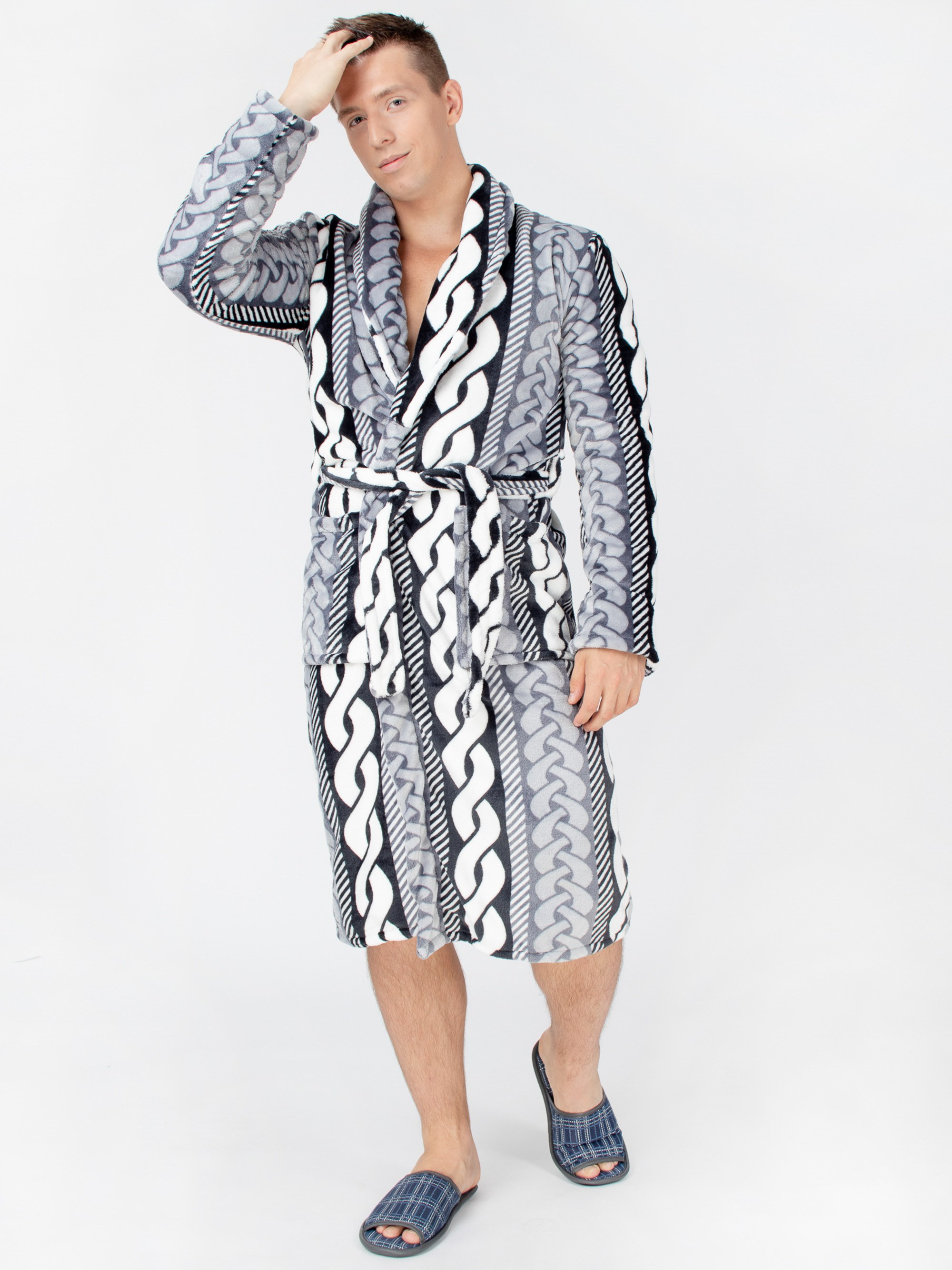 Фотосъемка халата мужского на модели