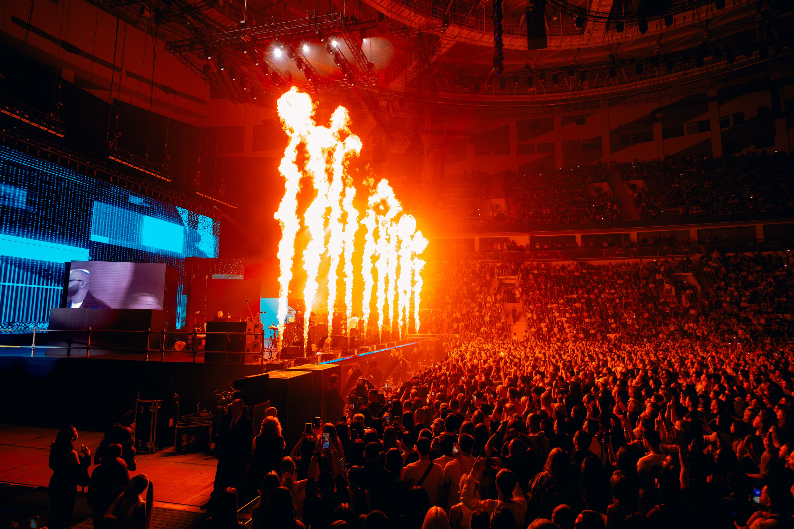 HAMMALI & NAVAI 25.05.25. Концертный и репортажный фотограф в Москве и Санкт-Петербурге Мария