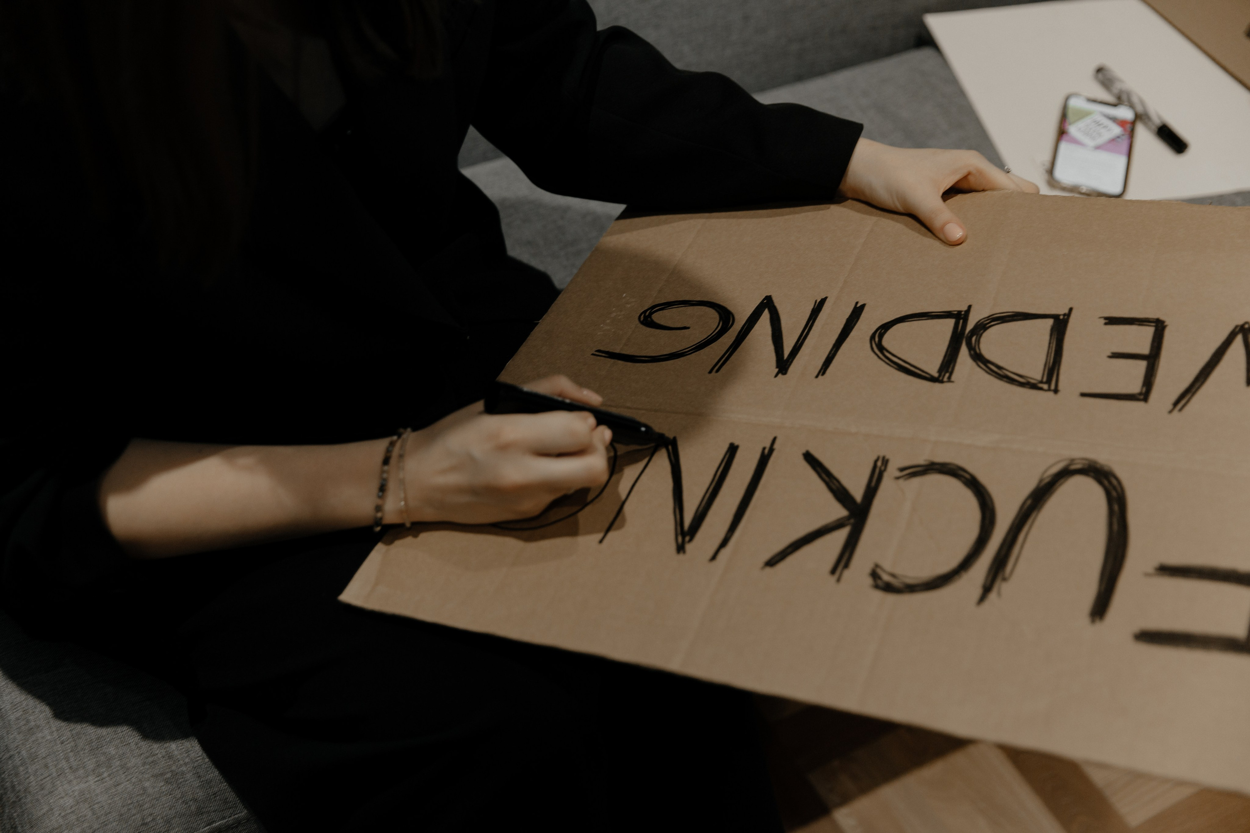 23.07.2024. RETOUCH-HOUSE