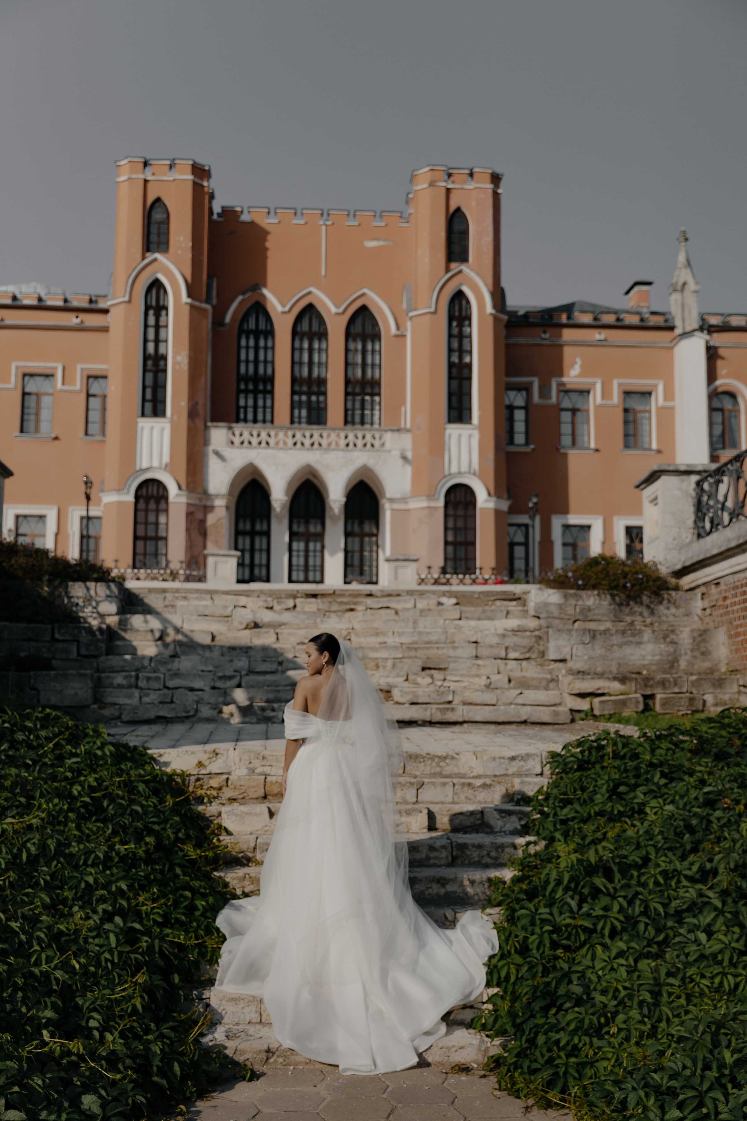 31.08.2024. RETOUCH-HOUSE