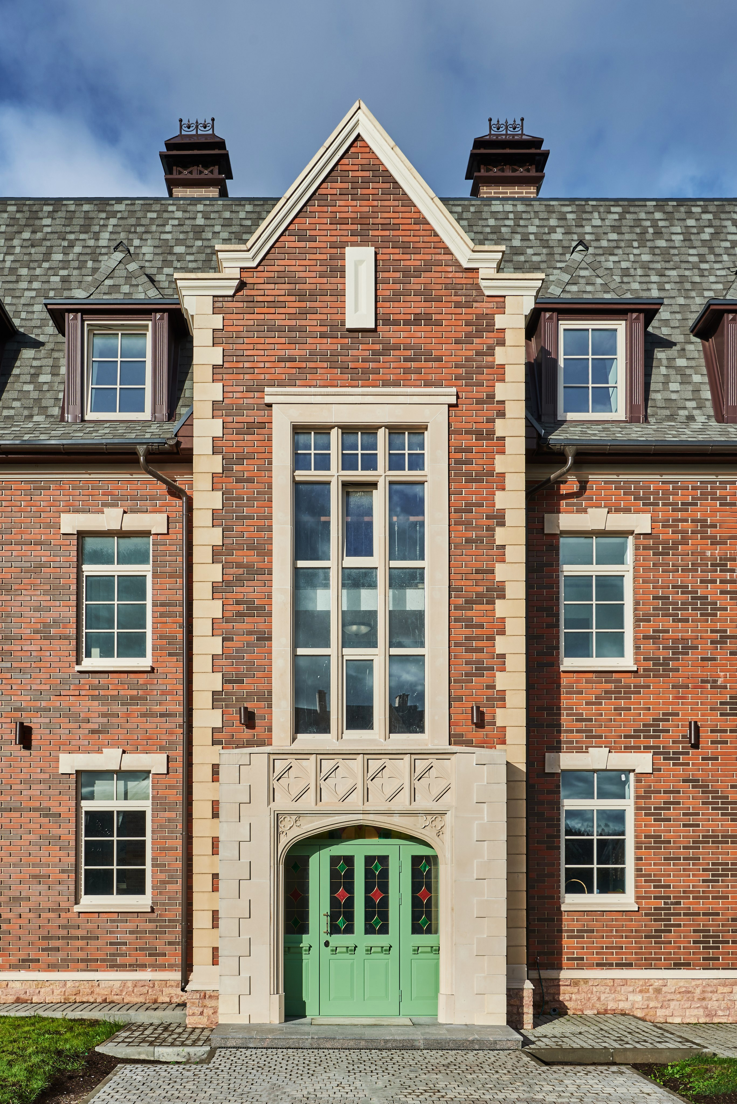 ЛАМБЕРИ | ПОСЕЛОК В АНГЛИЙСКОМ СТИЛЕ. Интерьерный и архитектурный фотограф в Сочи МАКСИМ КСЕНЗОВ