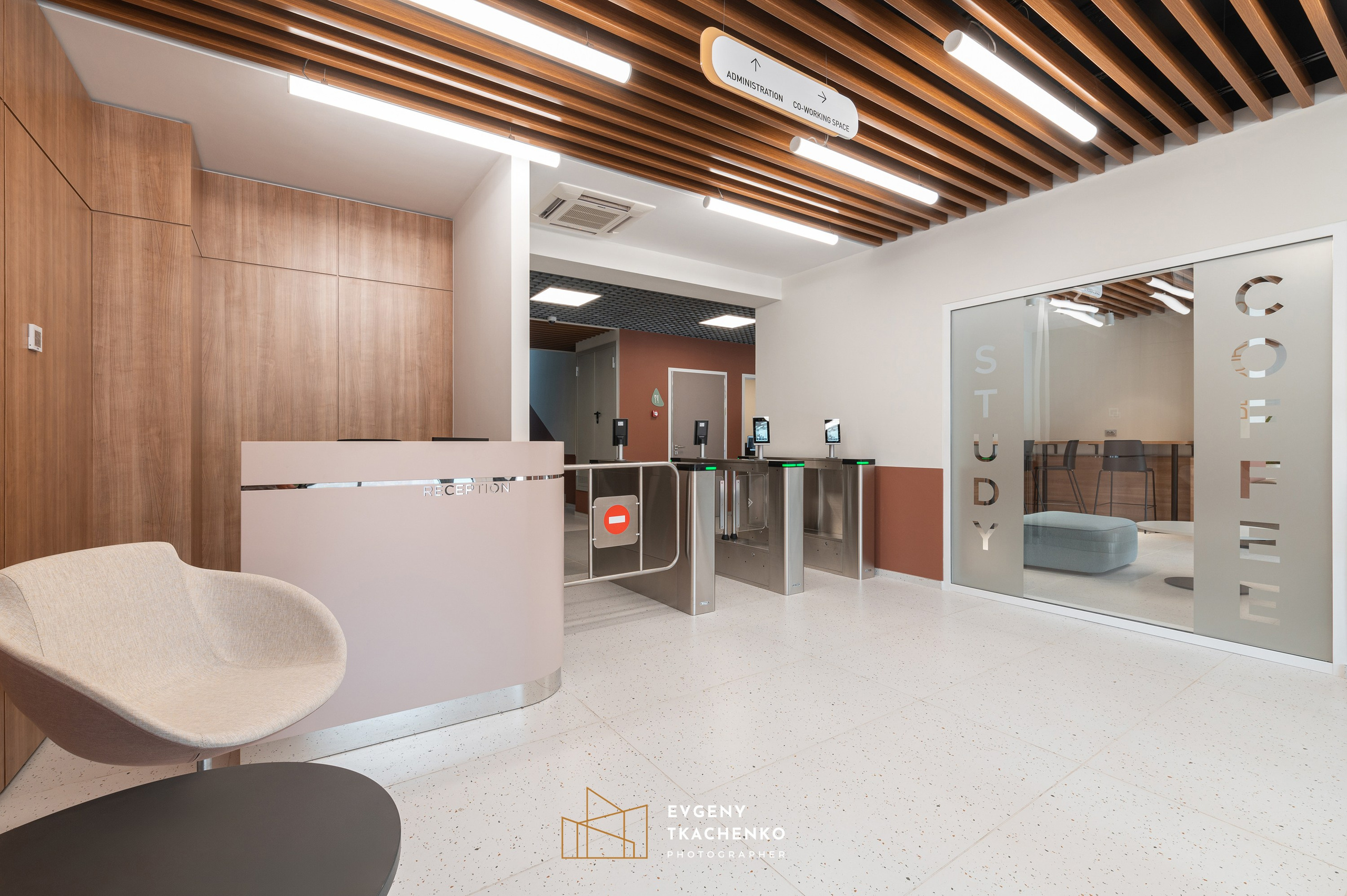 Общежитие университета NarXoz в Алматы. Архитектурный и интерьерный фотограф в Казахстане