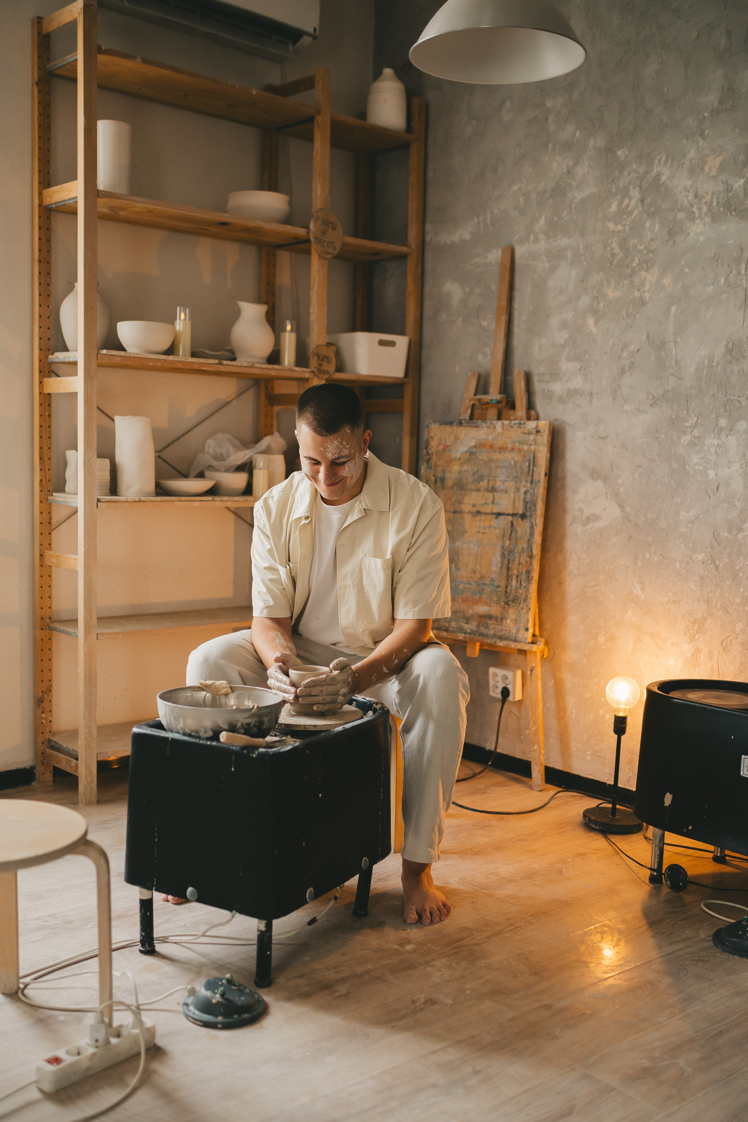 Дима и Даша в гончарной мастерской. Семейный lifestyle фотограф в Санкт-Петербурге Людмила Пахомова