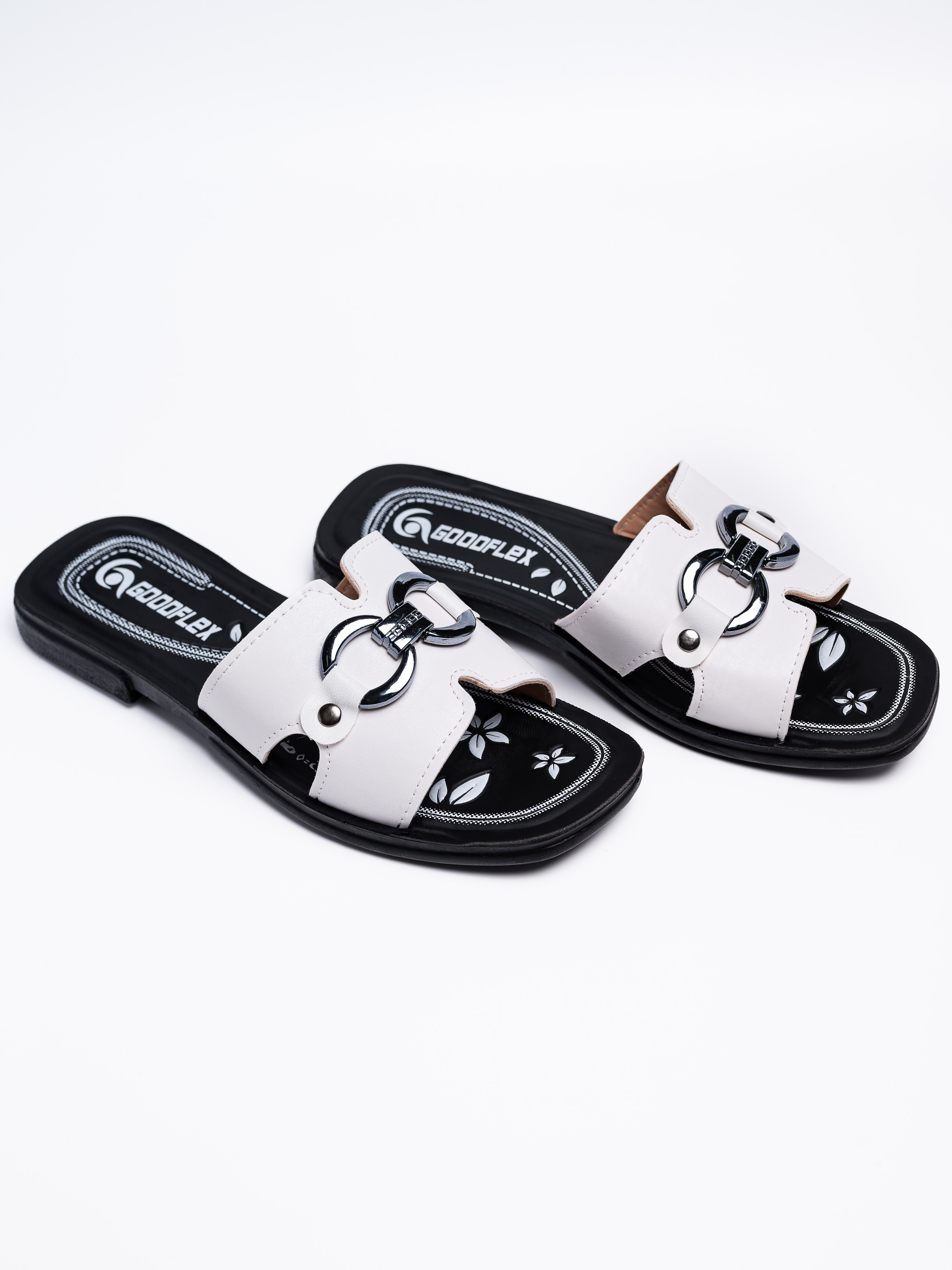 Тапочки серия 2. Предметный фотограф, фото для маркетплейсов Пятигорск, КМВ