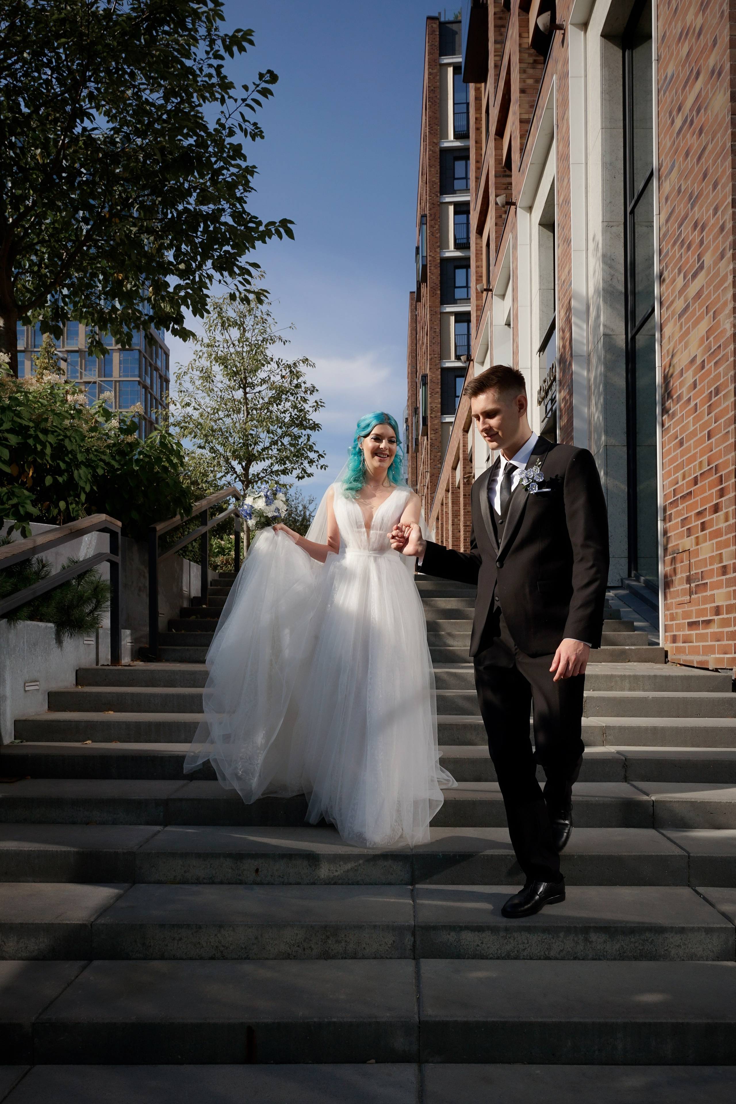 Свадебная прогулка в парке Екатеринбурга