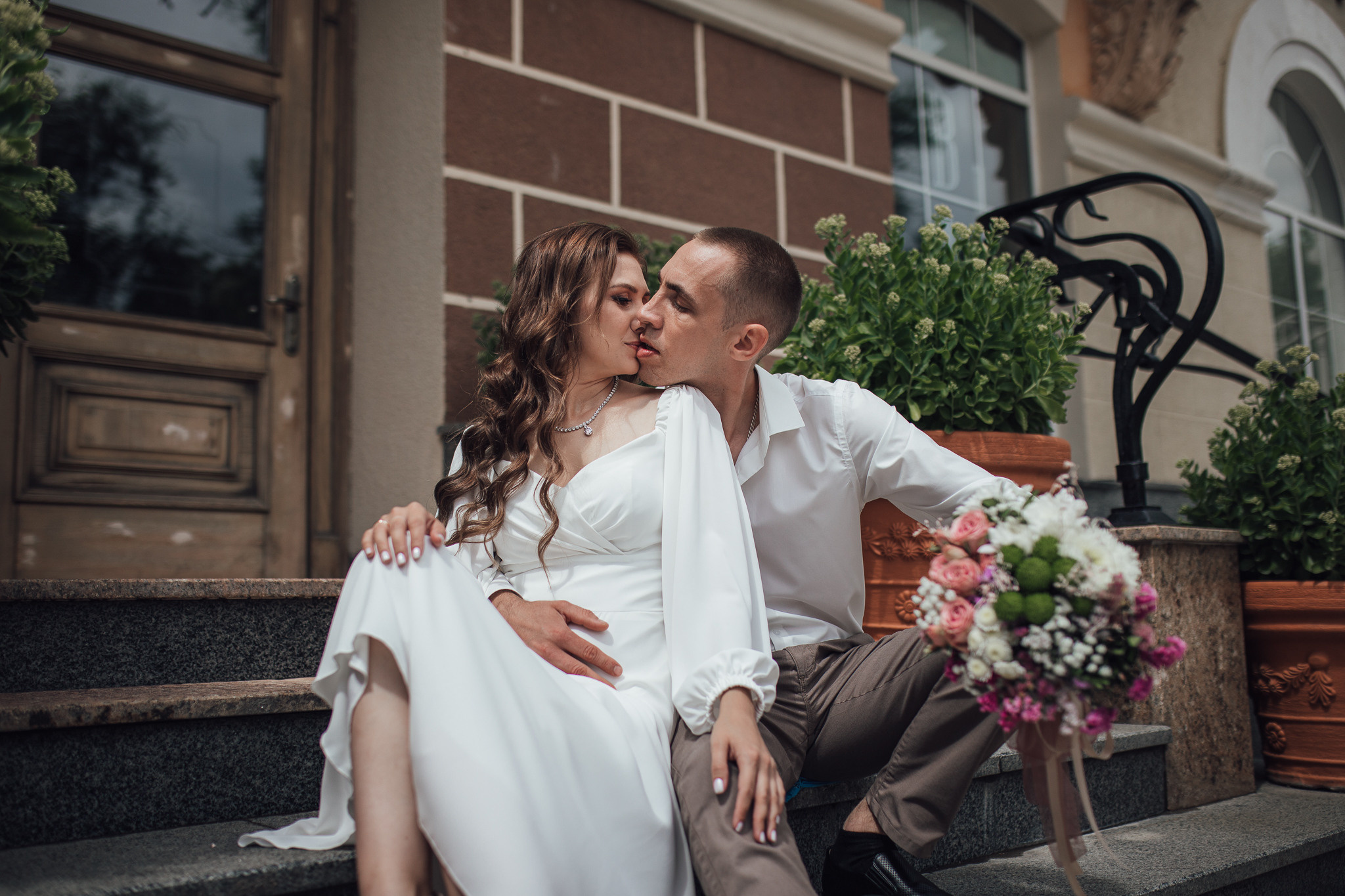 Свадебная прогулка Ольги и Максима. Семейный и свадебный фотограф в Донецке Елена Гордеева