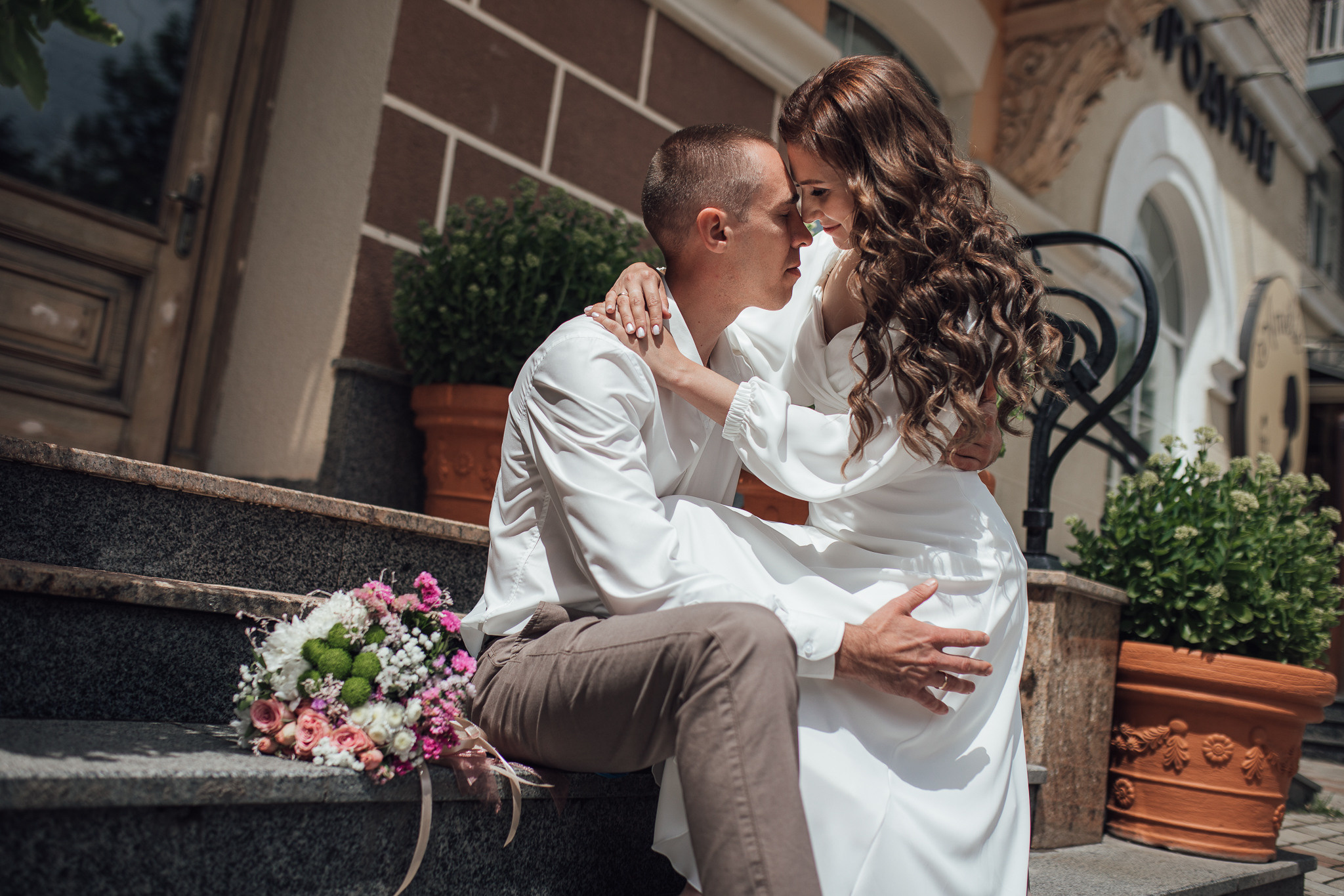 Свадебная прогулка Ольги и Максима. Семейный и свадебный фотограф в Донецке Елена Гордеева