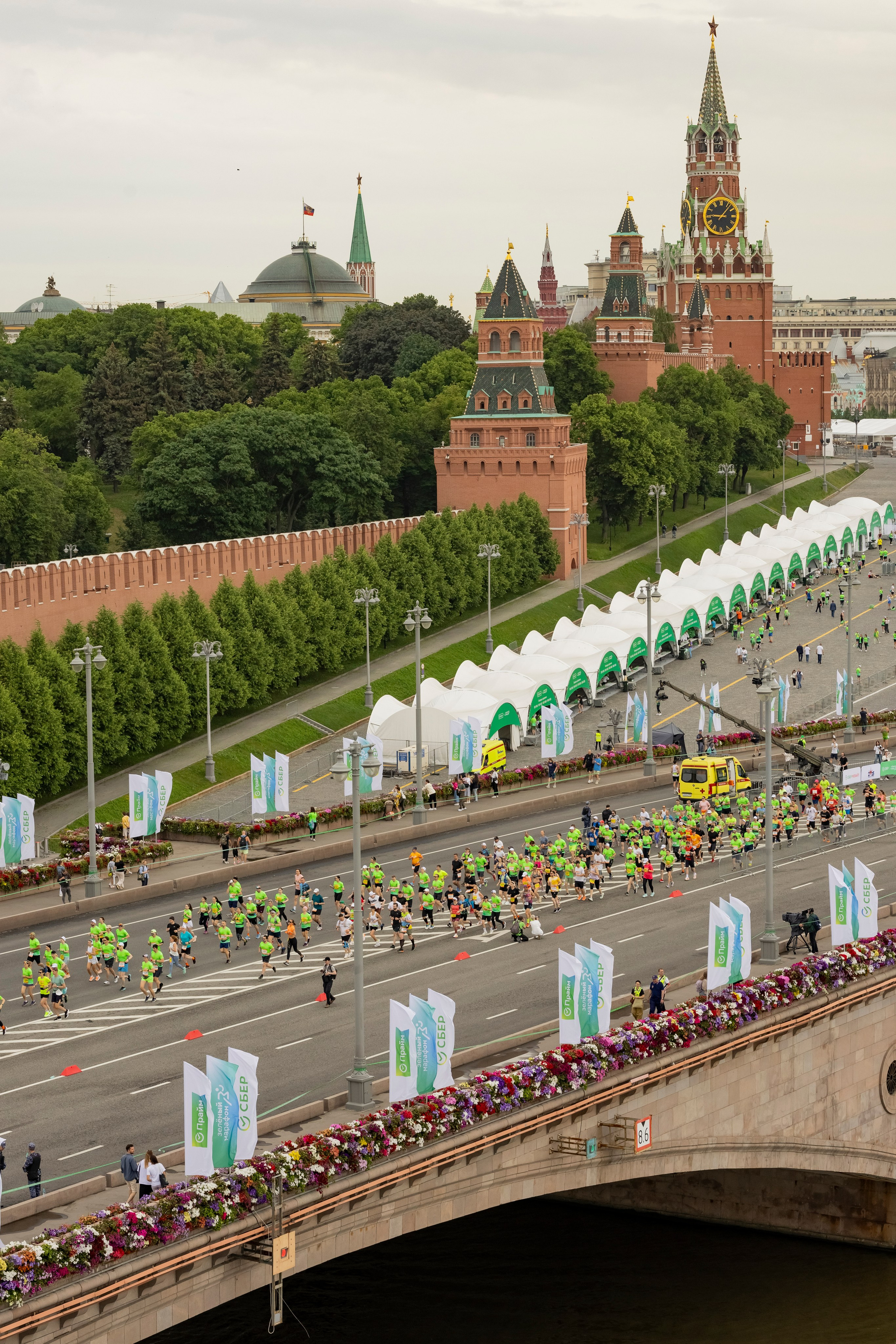 Сбер Зелёный Марафон 2025 Балчуг. Репортажный, event, концертный и backstage фотограф из Москвы Виталий Кривцов