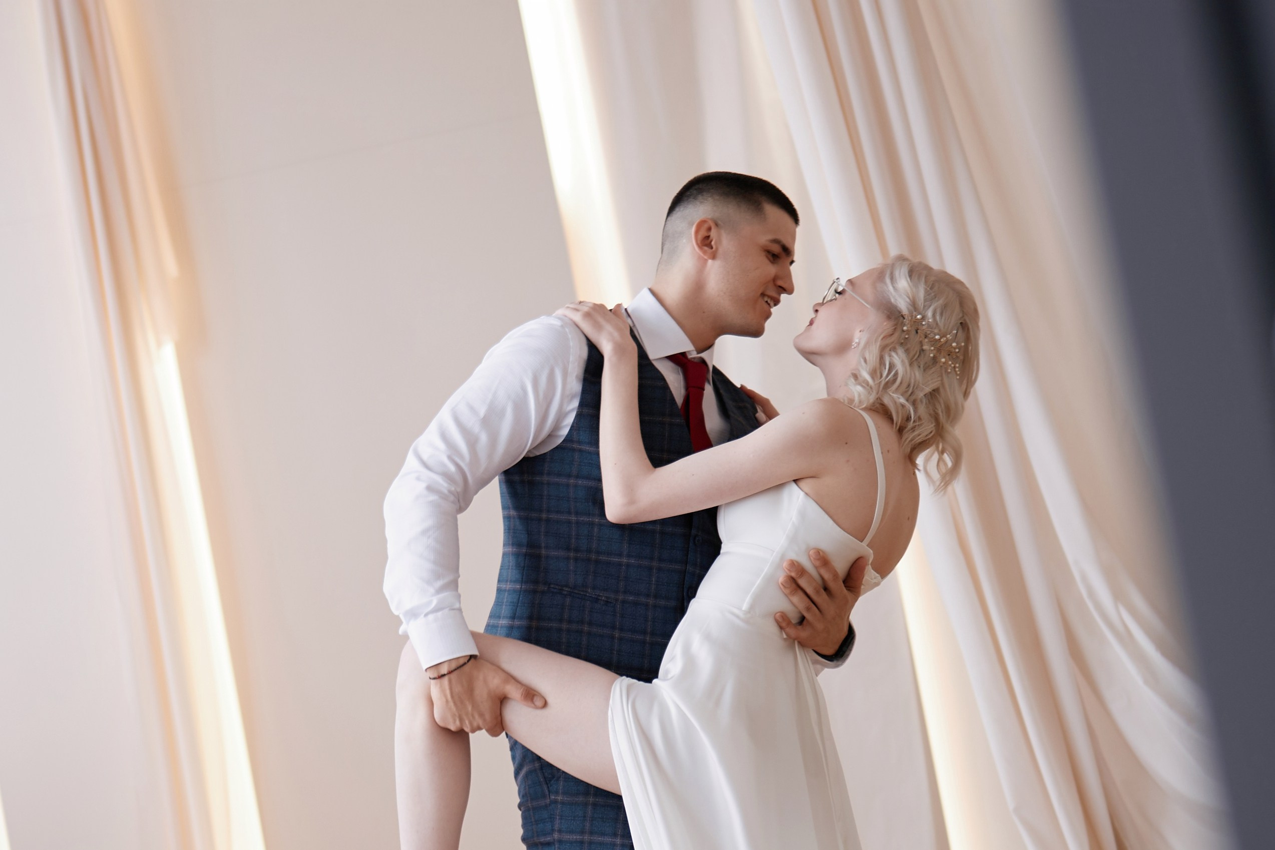 Свадебная фотосессия Курган. Фотограф и видеограф в Кургане Леонид Корнильев