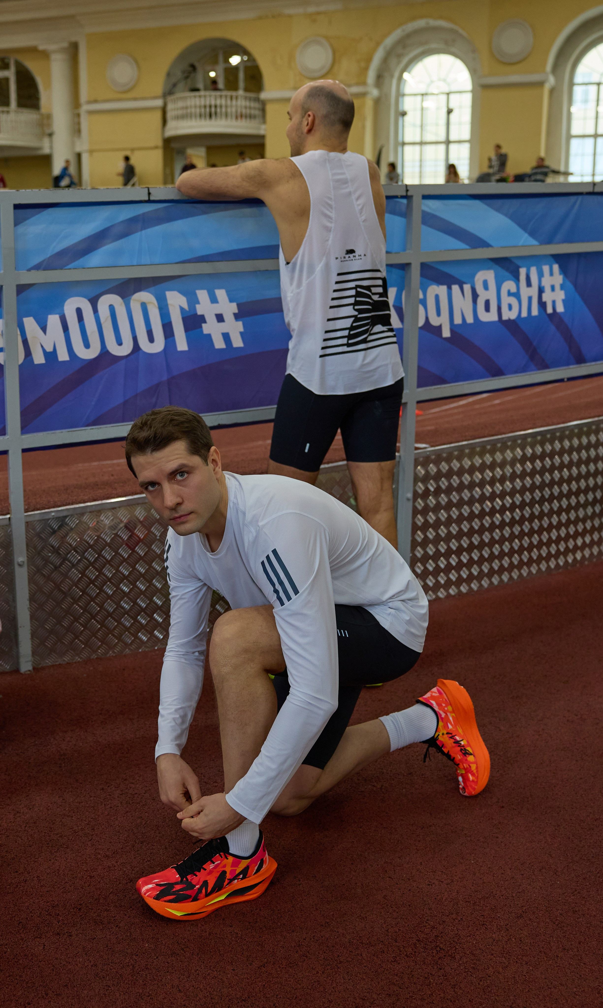 Женский день — 8 марта в манеже на виражах. Савина Анна Москва — Петербург