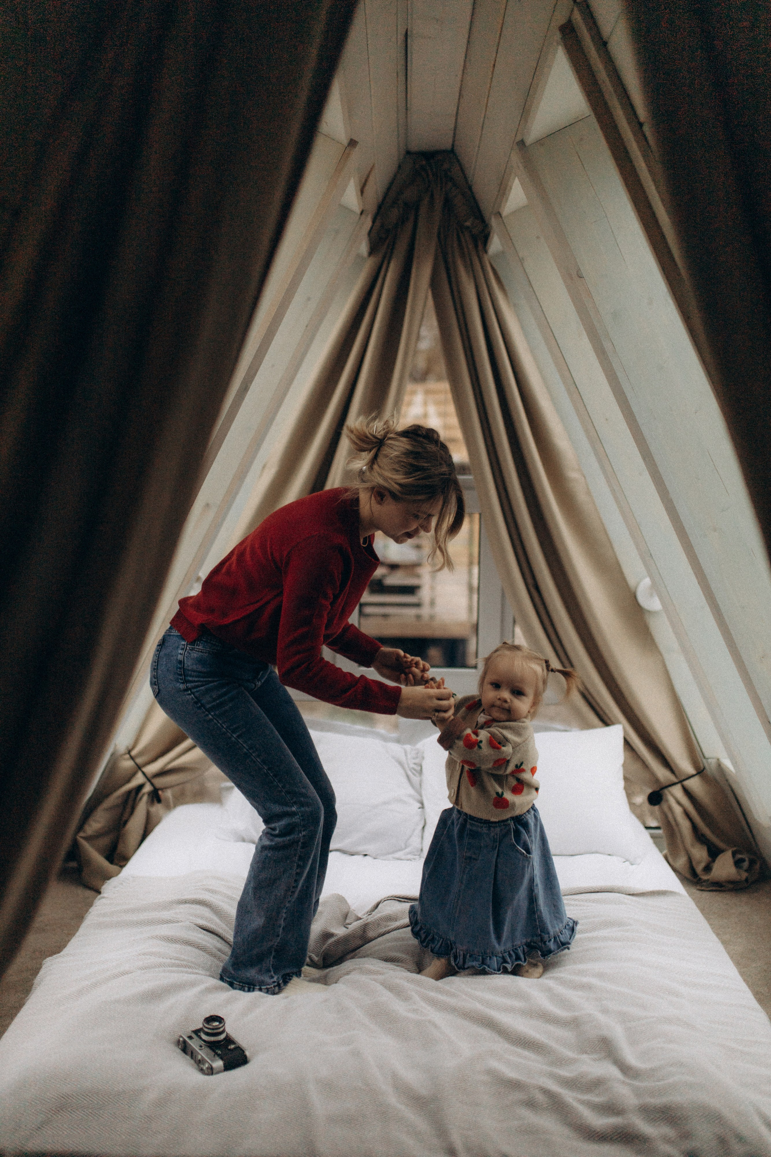 Алиса и мама. Семейный фотограф Губкин/Старый Оскол