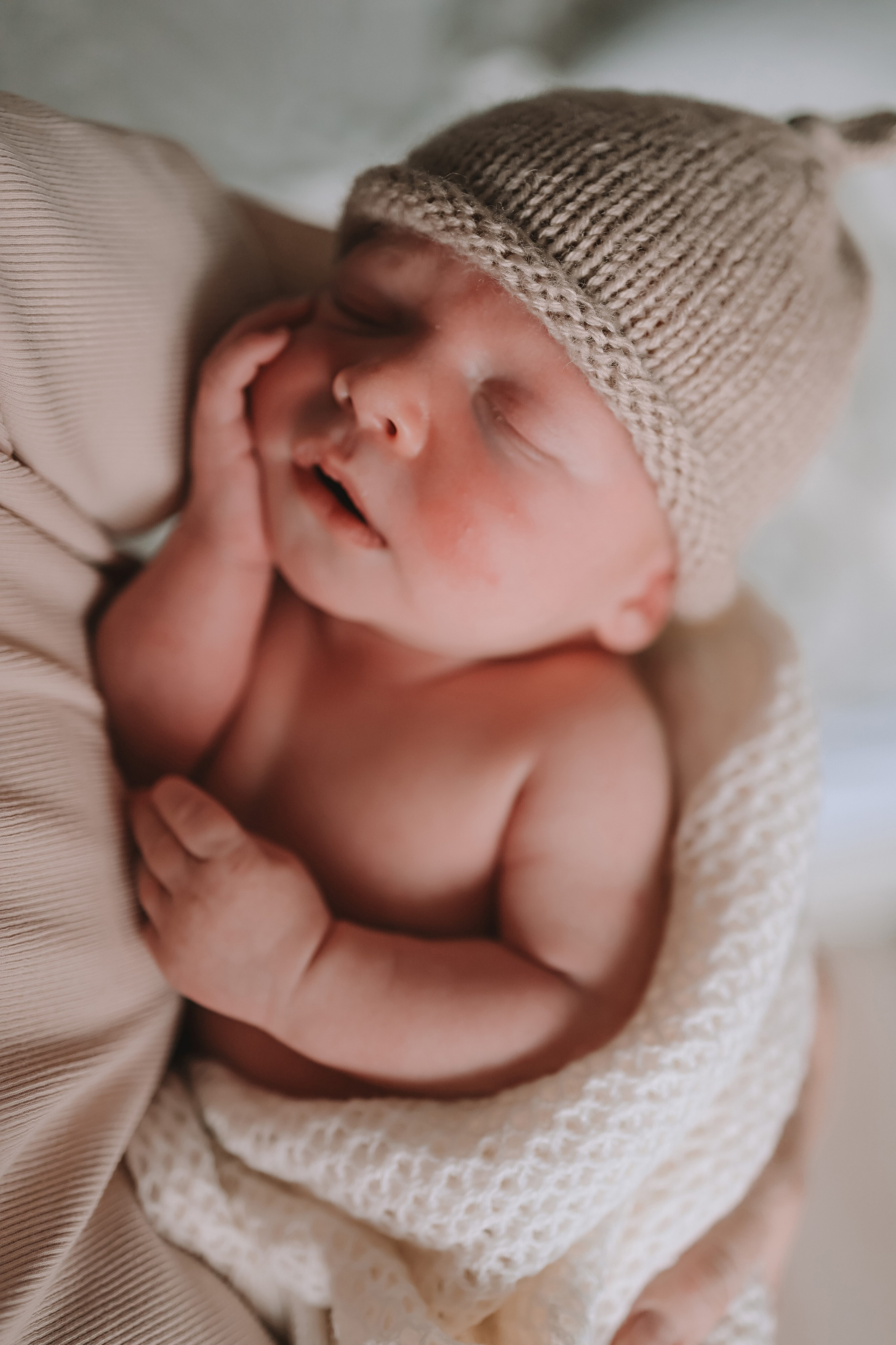 Ефим, 2 недели. Семейный фотограф Тюмень, фотограф на роды Салмина Мария