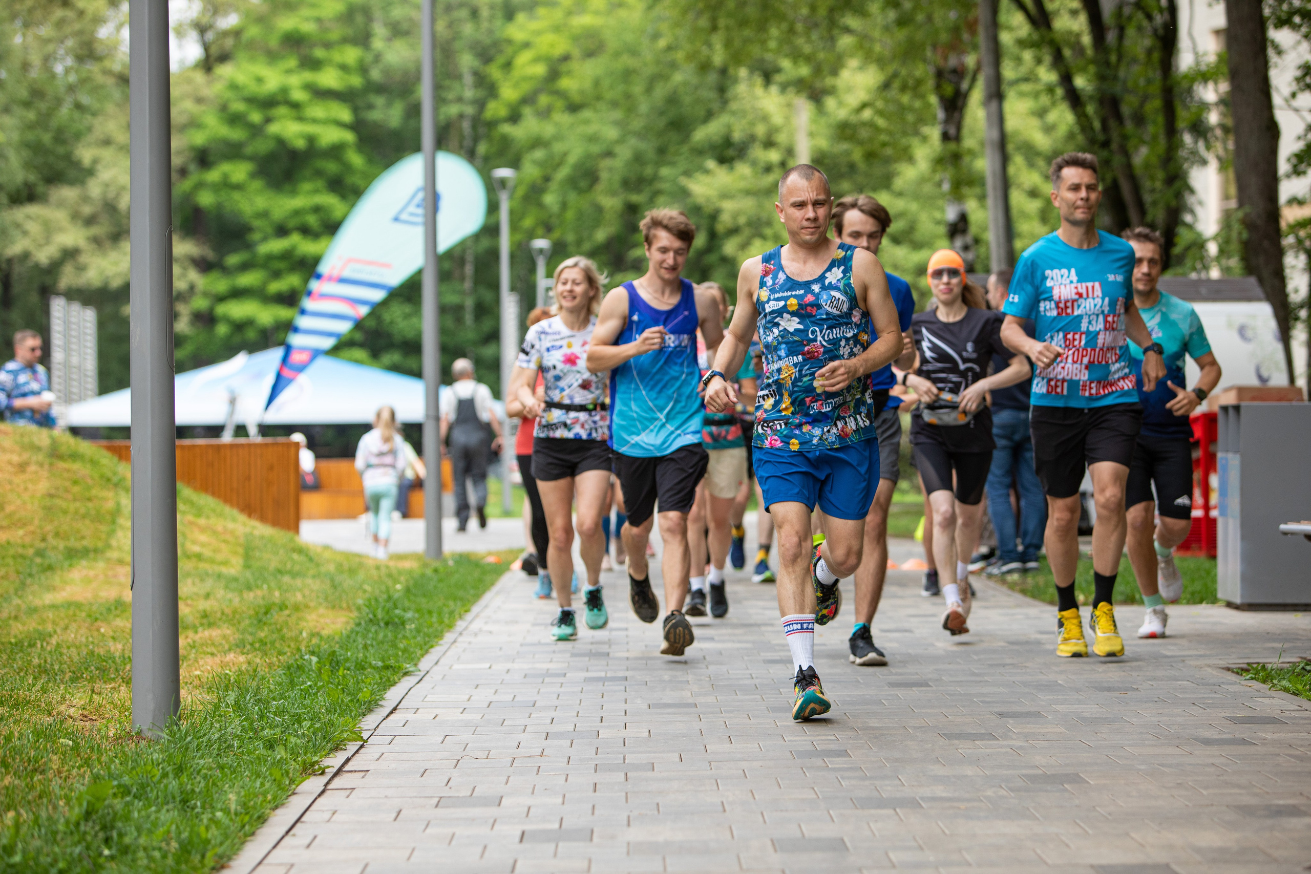 5 вёрст в Химках в День России, 12.06.24. Фотограф Сергей Ловкий