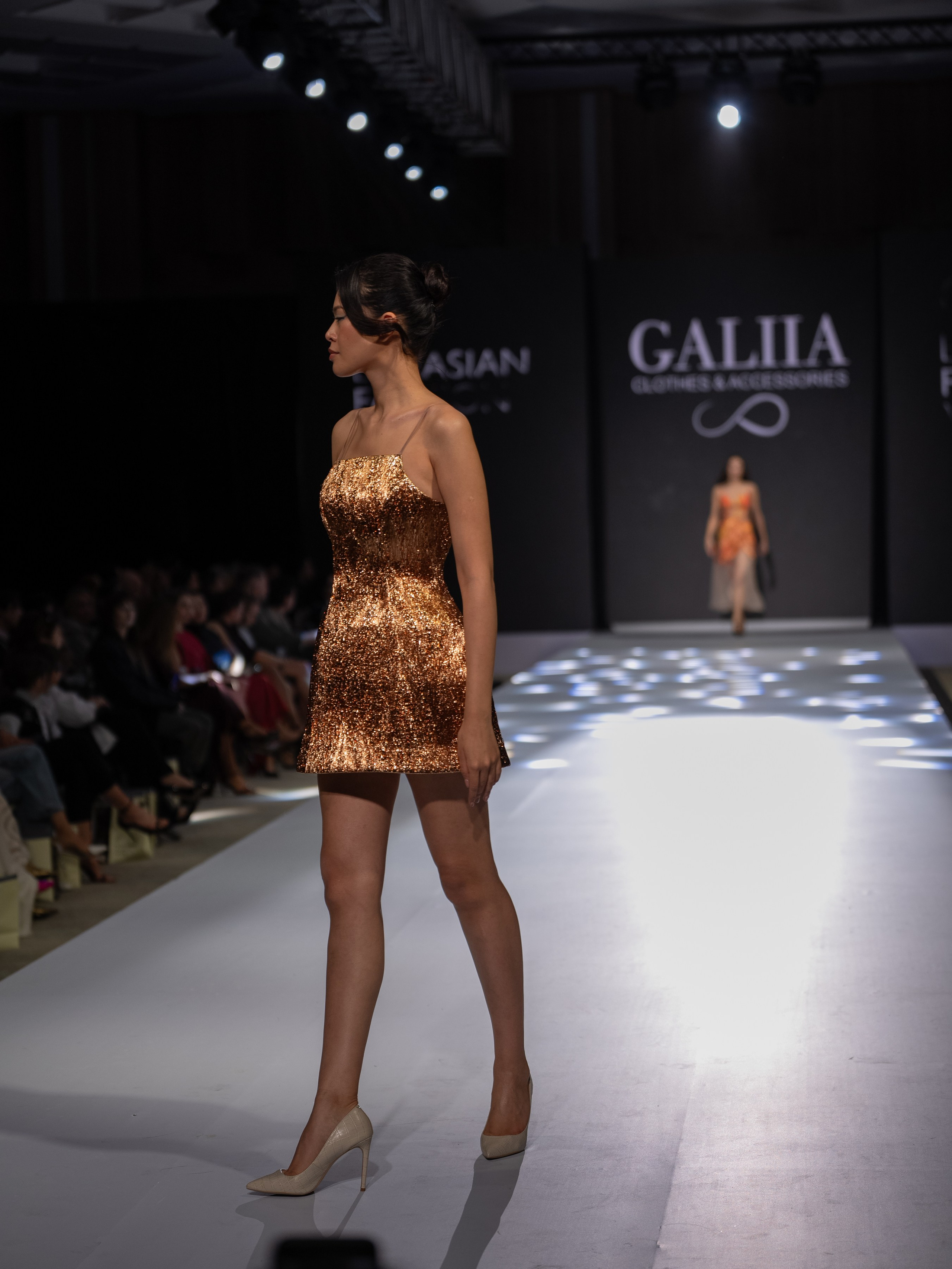 EURASIAN FASHION WEEK Galia. Сайт Алматинского НЮ АРТ, будуар и фэшн фотографа Дениса Карпенко