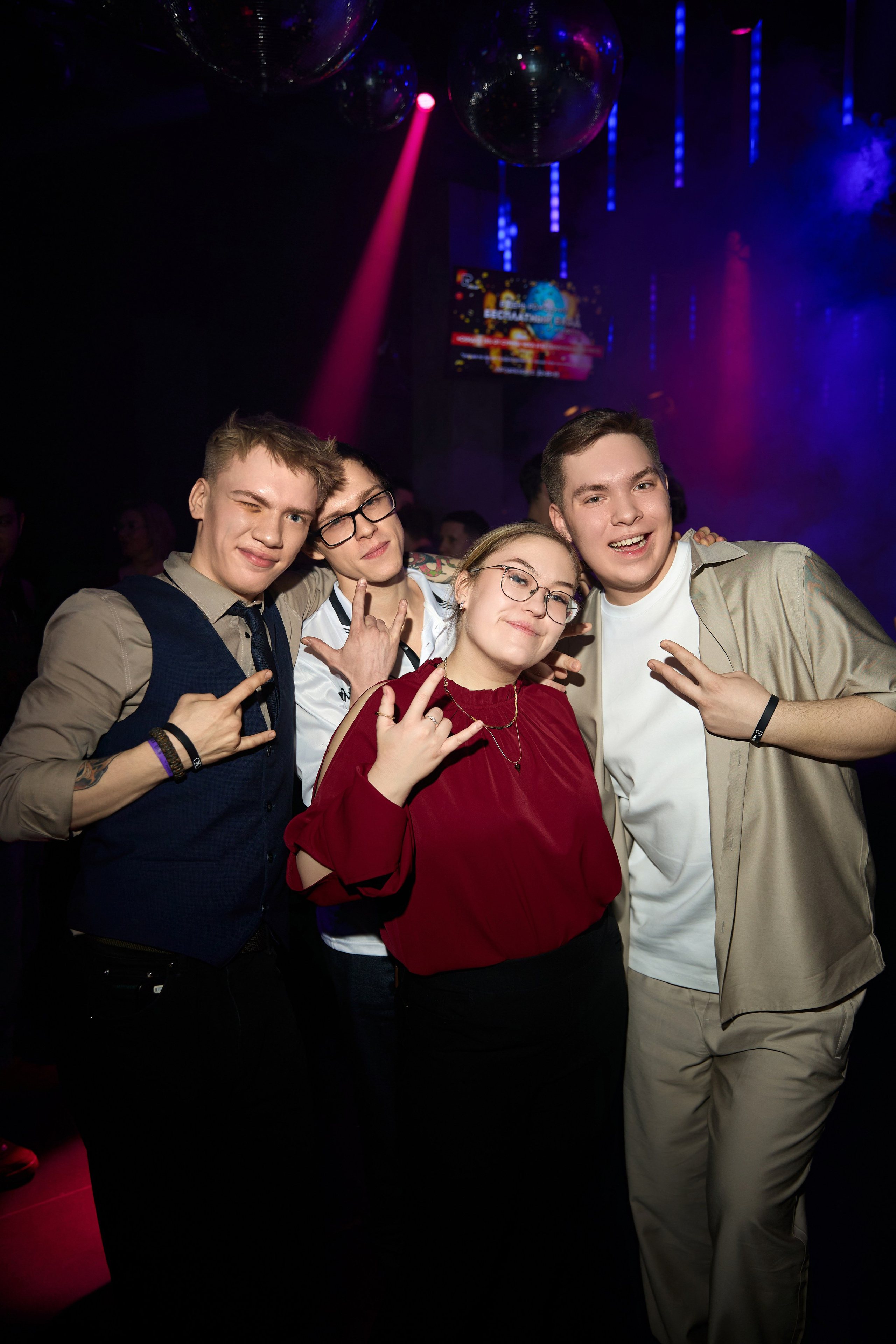 Концерт Зомба в Норильске в ночном клубе «Рублев». Свадебный и семейный фотограф в Ульяновске, Норильске, Казани — Орешина Елена