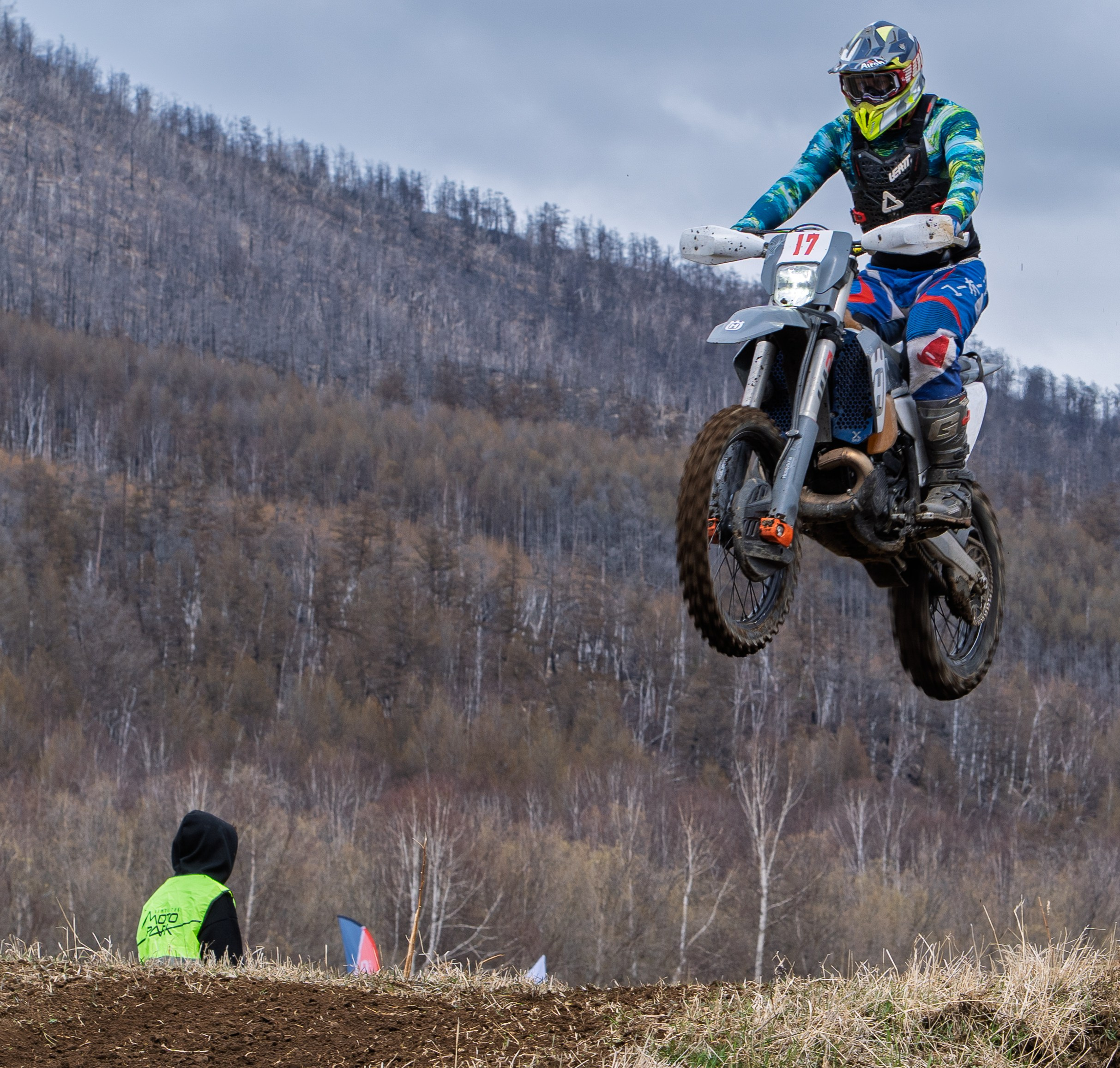 Мотогонки Эссо май 2025. Фотограф Ворошилов Дмитрий. Эссо. Камчатка