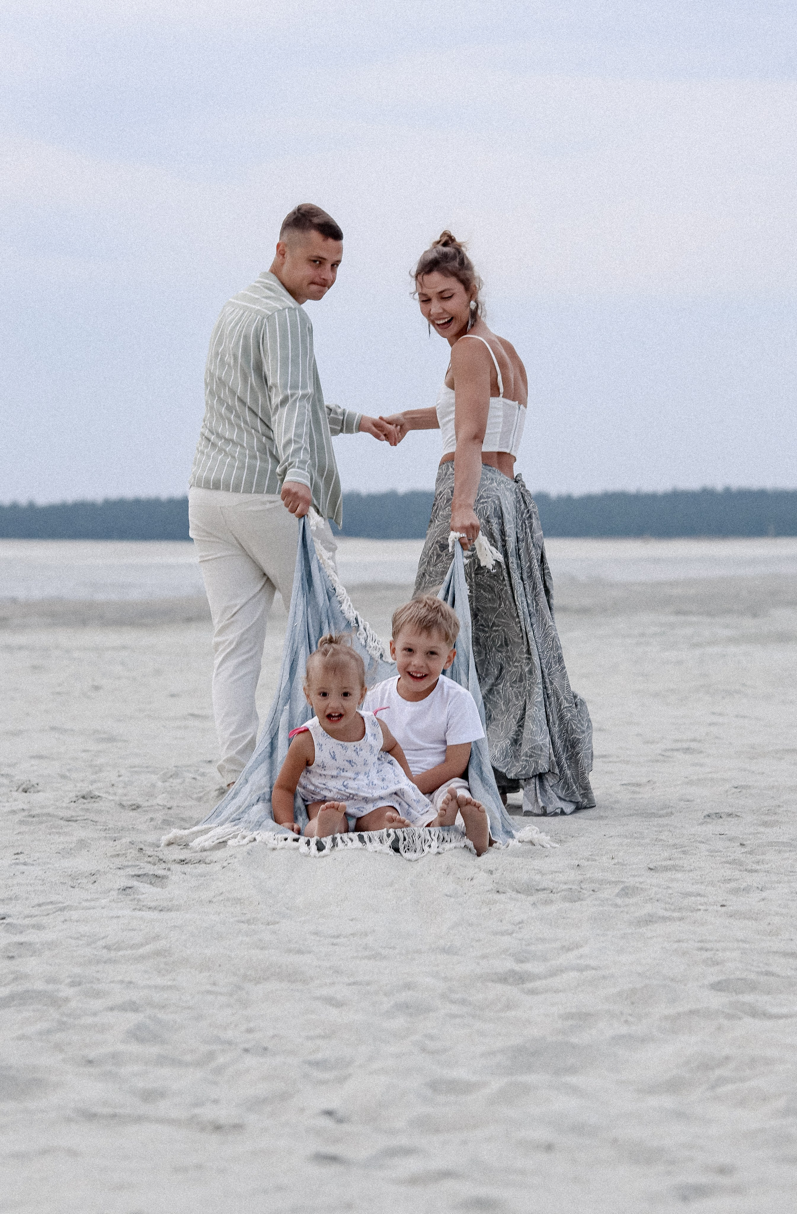 Семейная съемка |пески г. Березовский. ФОТОГРАФ ЕКАТЕРИНБУРГ