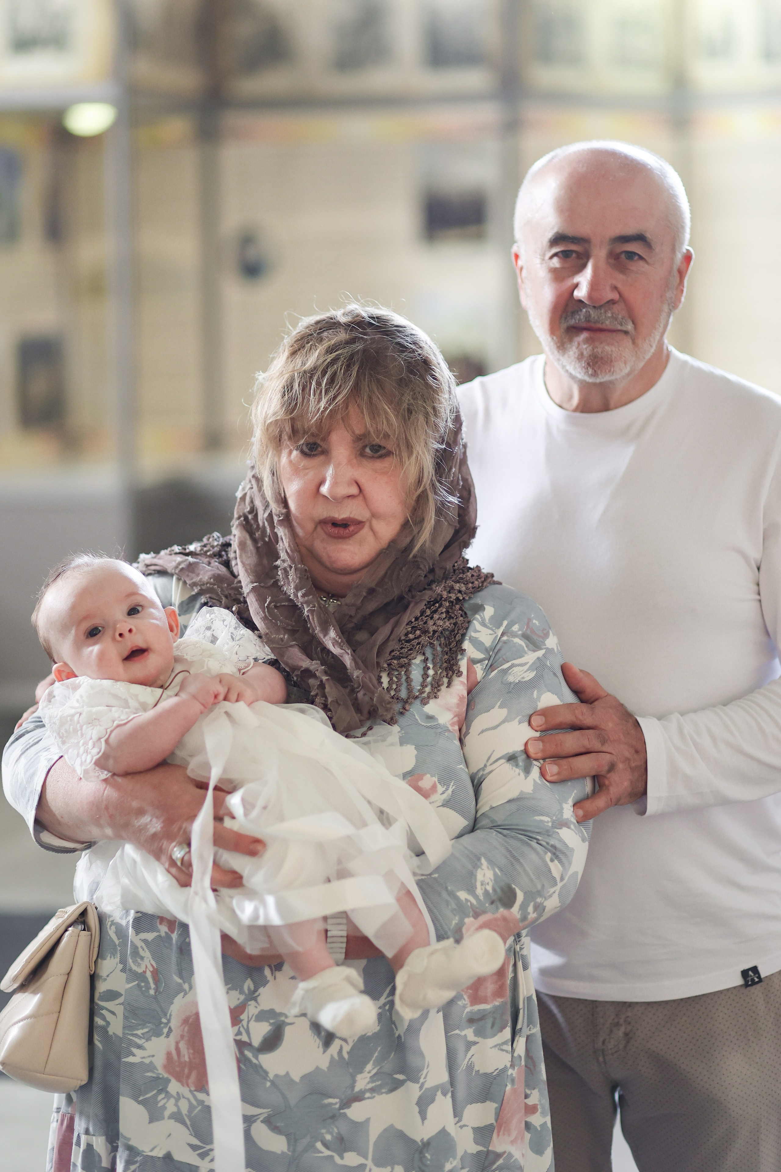 Крещение Софии. Репортажный и портретный фотограф в Санктпетербурге. Видиосъемка мероприятий в Санкт-Петербурге