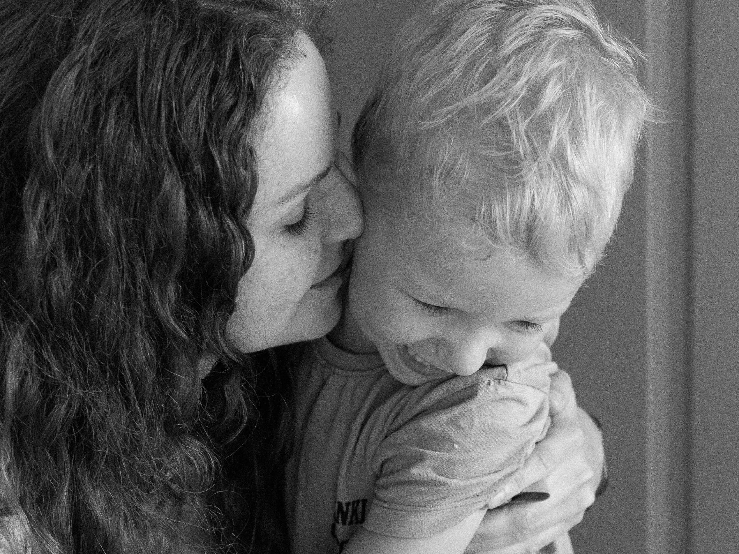 Юля и Егорка. Женский, мужской портрет, семейные съемки в Москве. Контент съемка