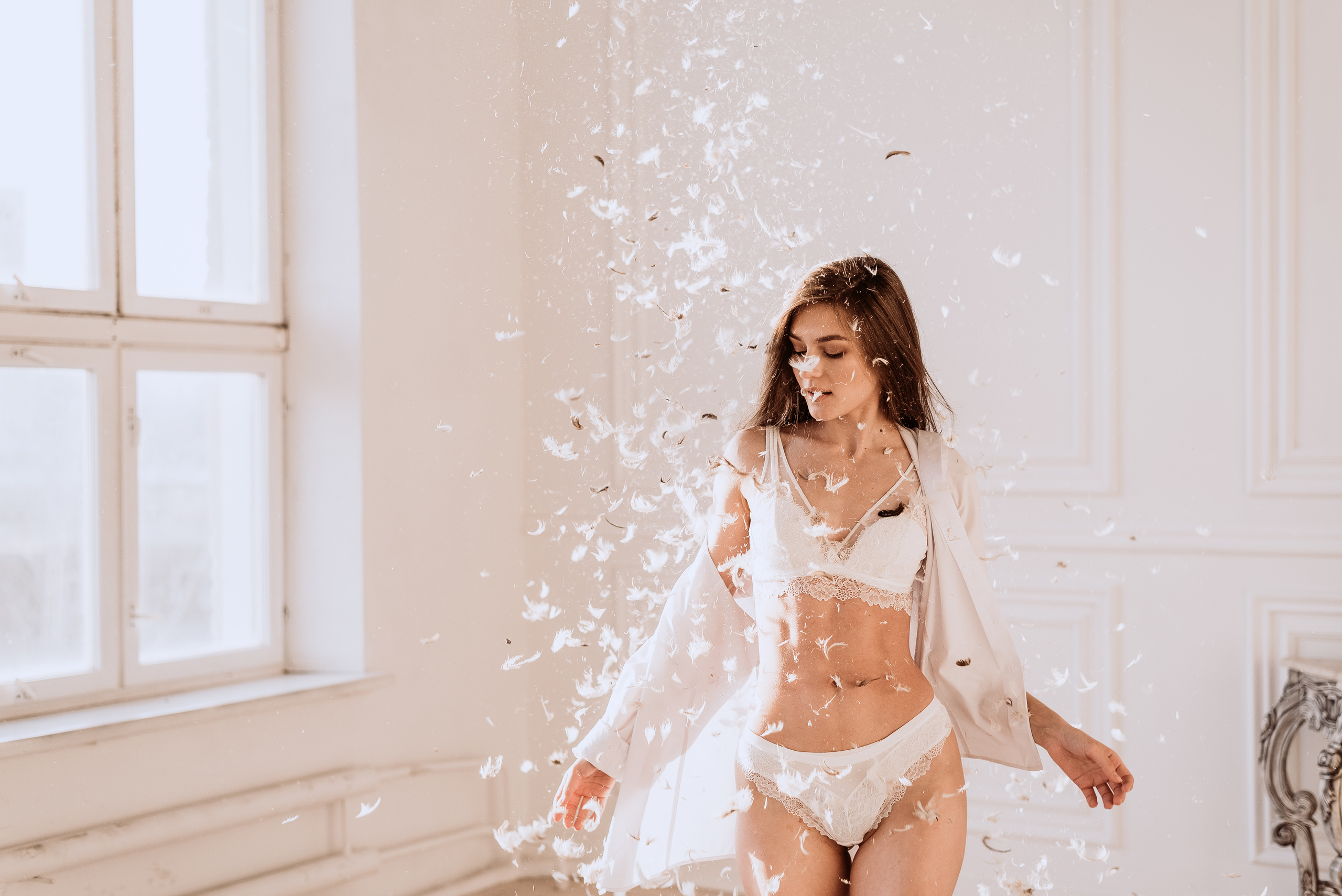 Больше перьев