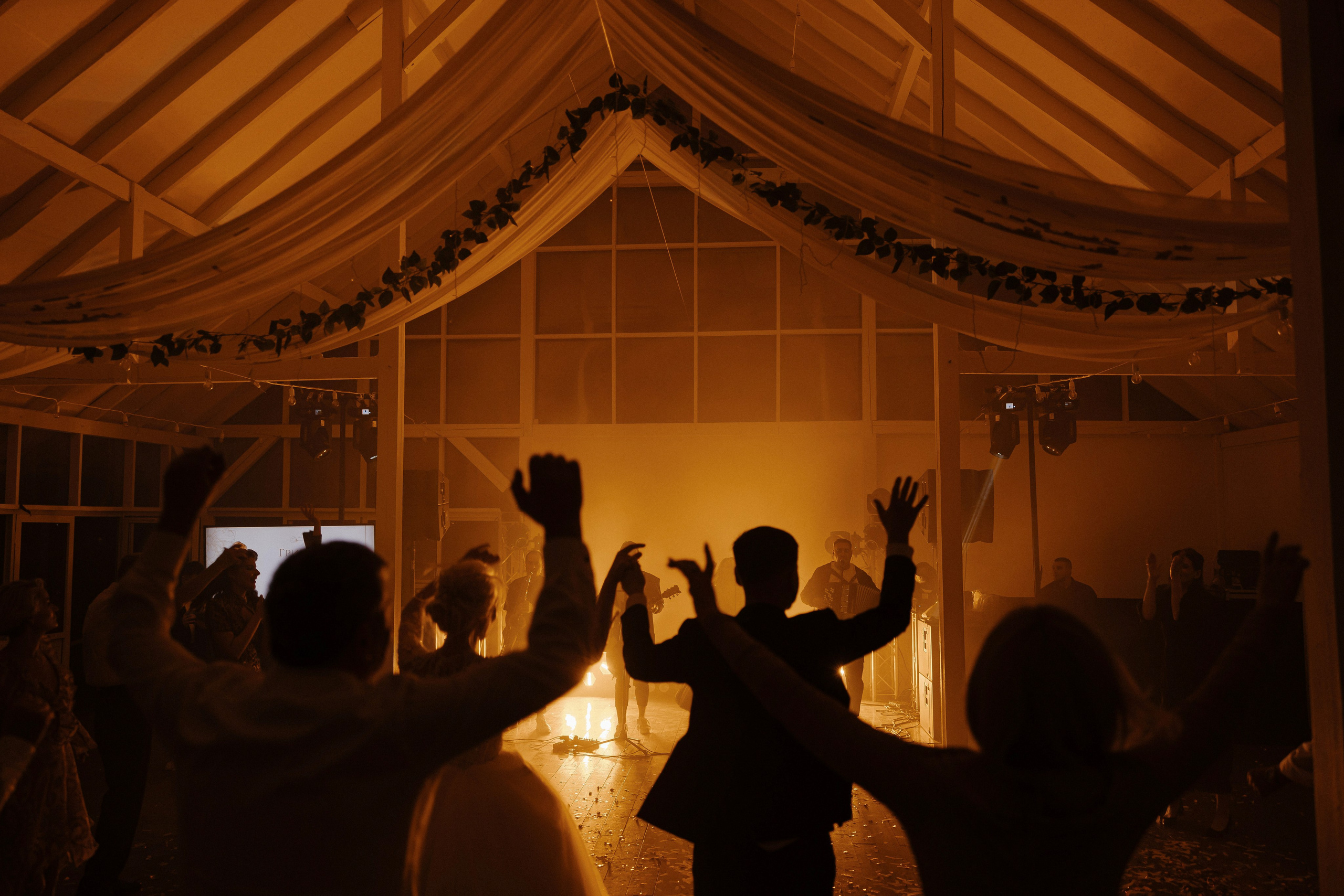 Она сказала — да!. Свадебный фотограф в Москве