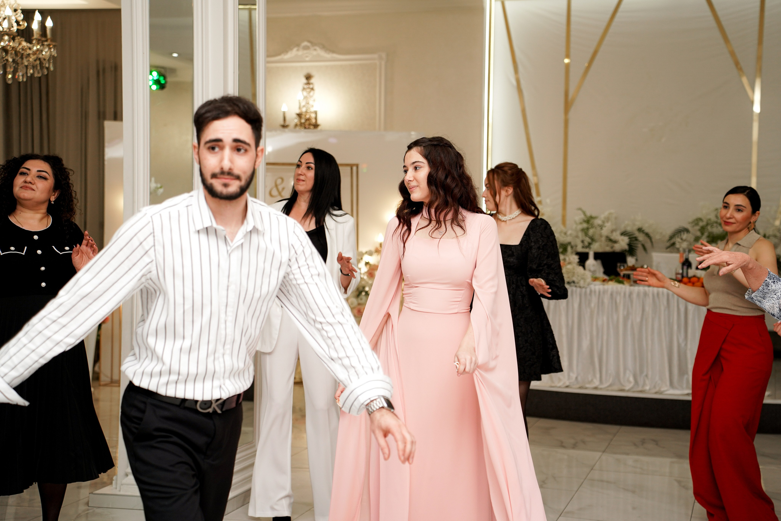 Сватовство. Свадебный фотограф в Ростове-на-Дону. Таинство Крещения и Венчания, семейные фотосессии. Алёна Чёботова