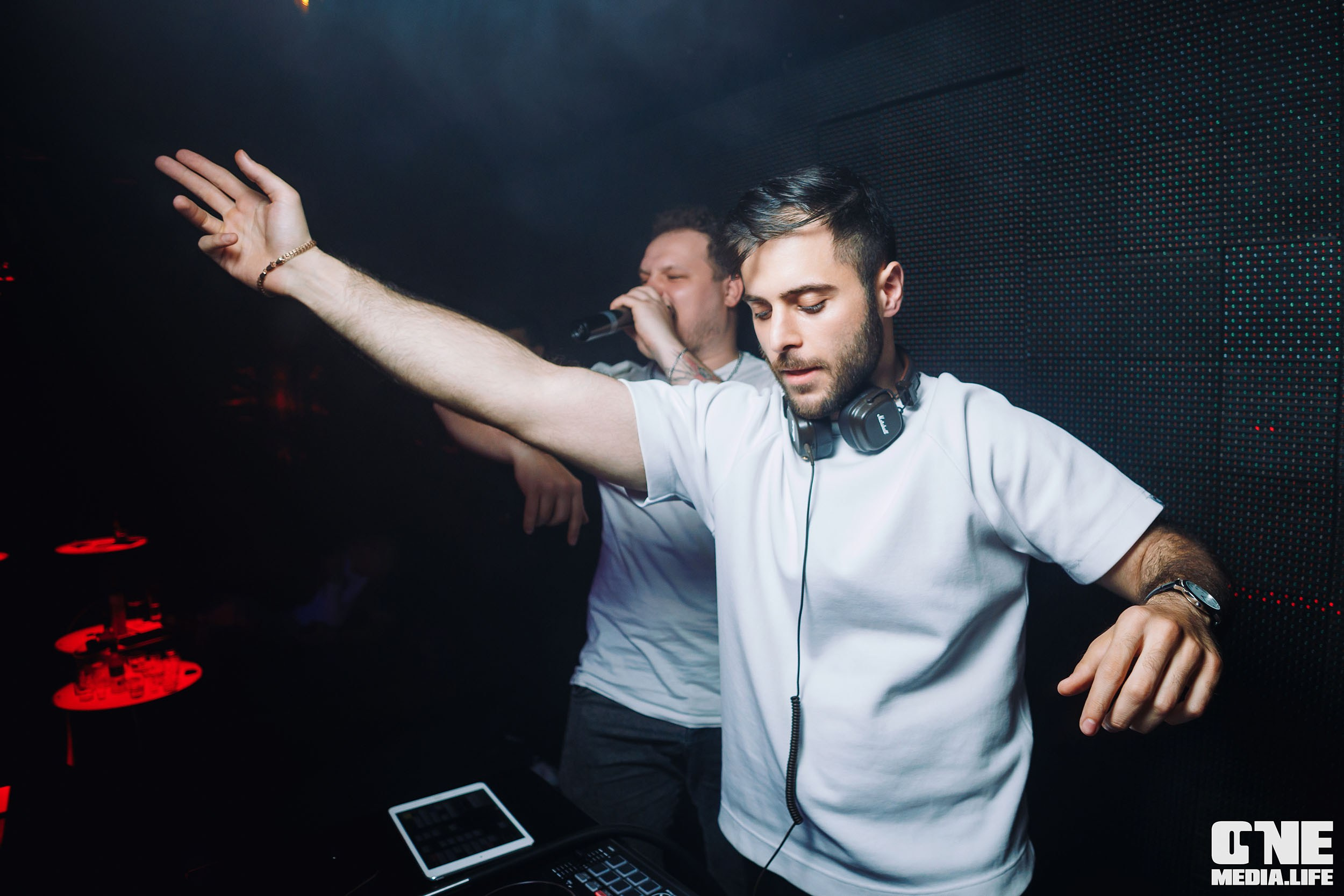 Фоторепортаж из караоке-клуба Эйфория. One Media Life: фоторепортажи, фотоотчеты с мероприятий и заведений