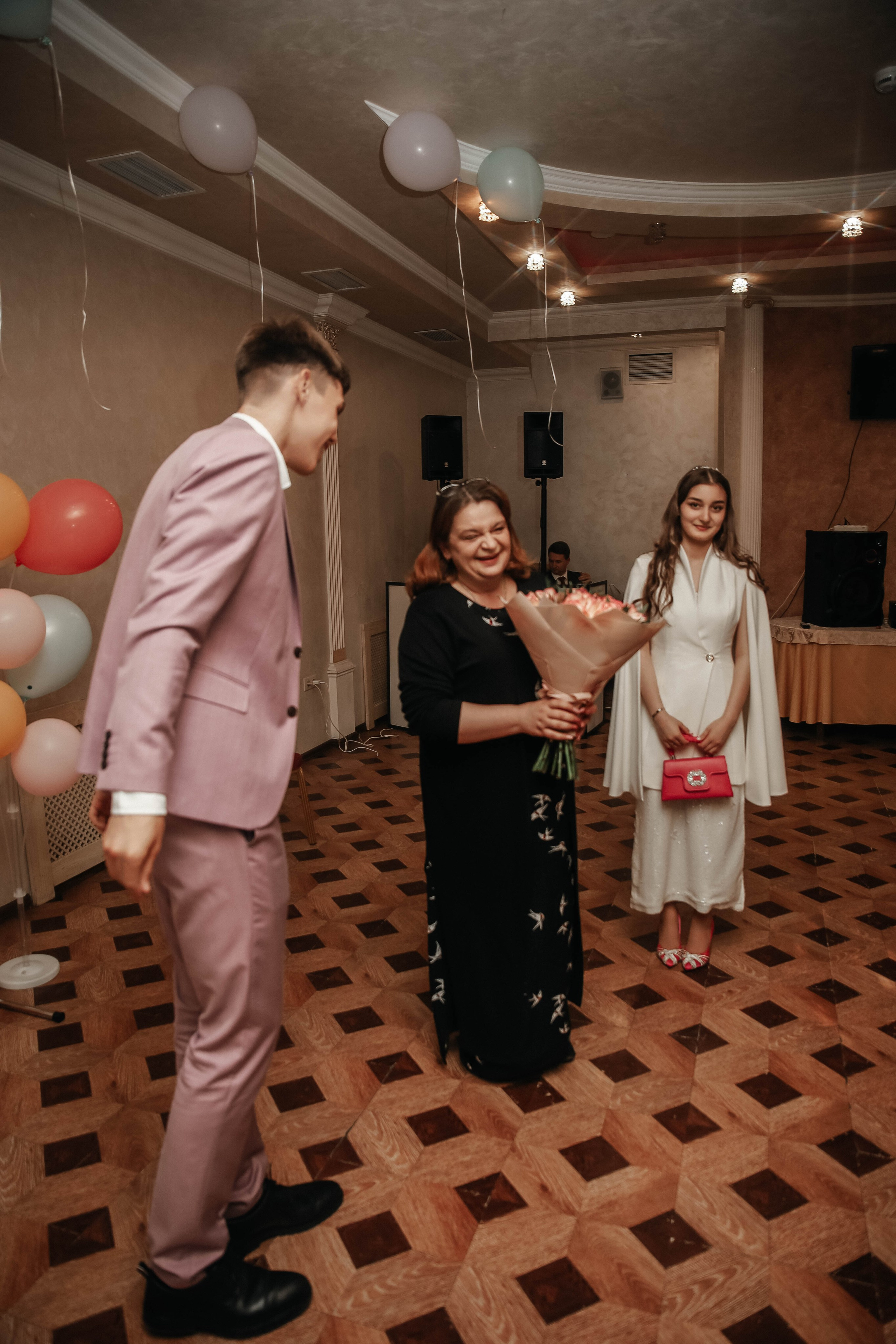 Фотосессия выпускного в Москве. Свадебный и семейный фотограф в Москве