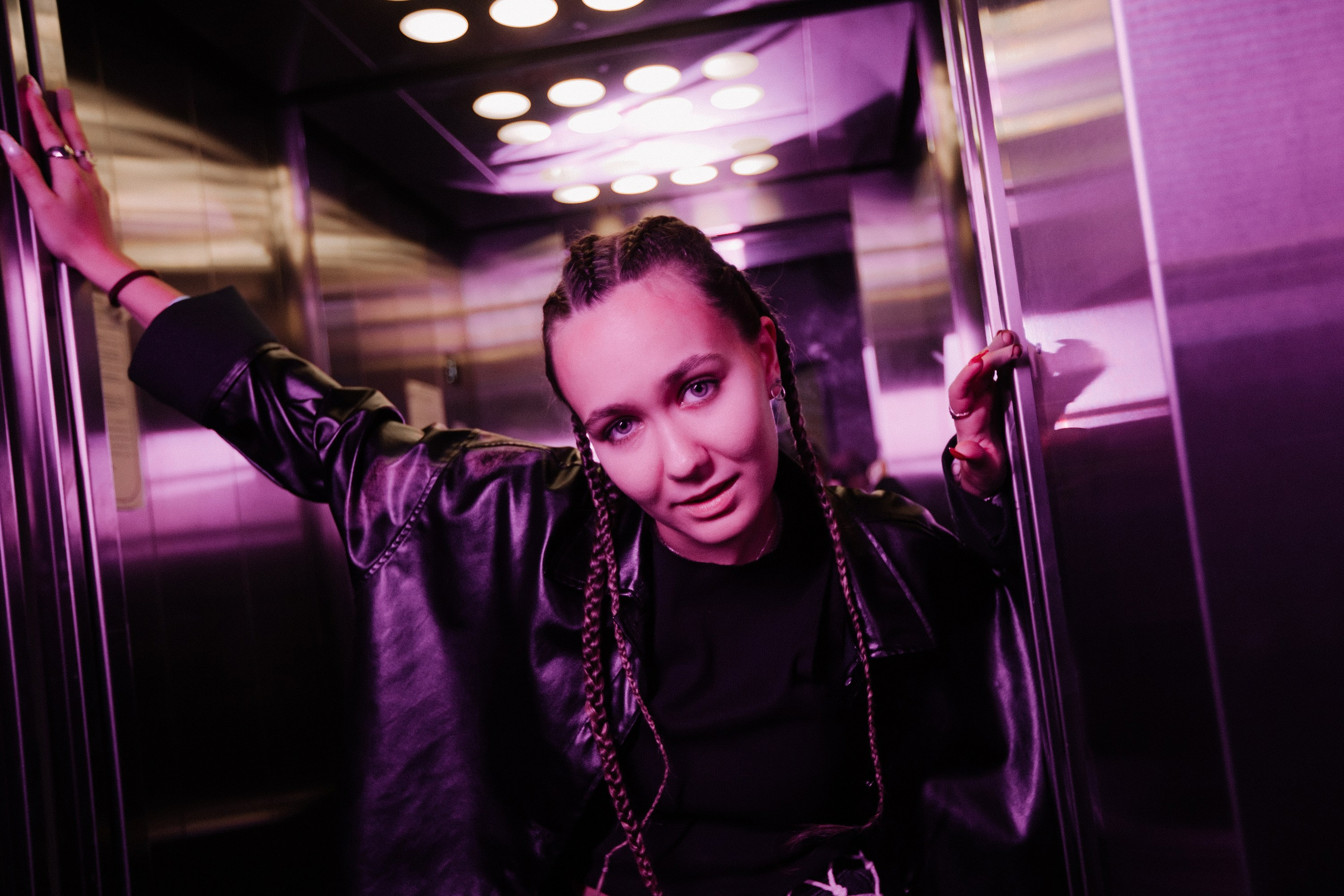 Fashion week 23. Home