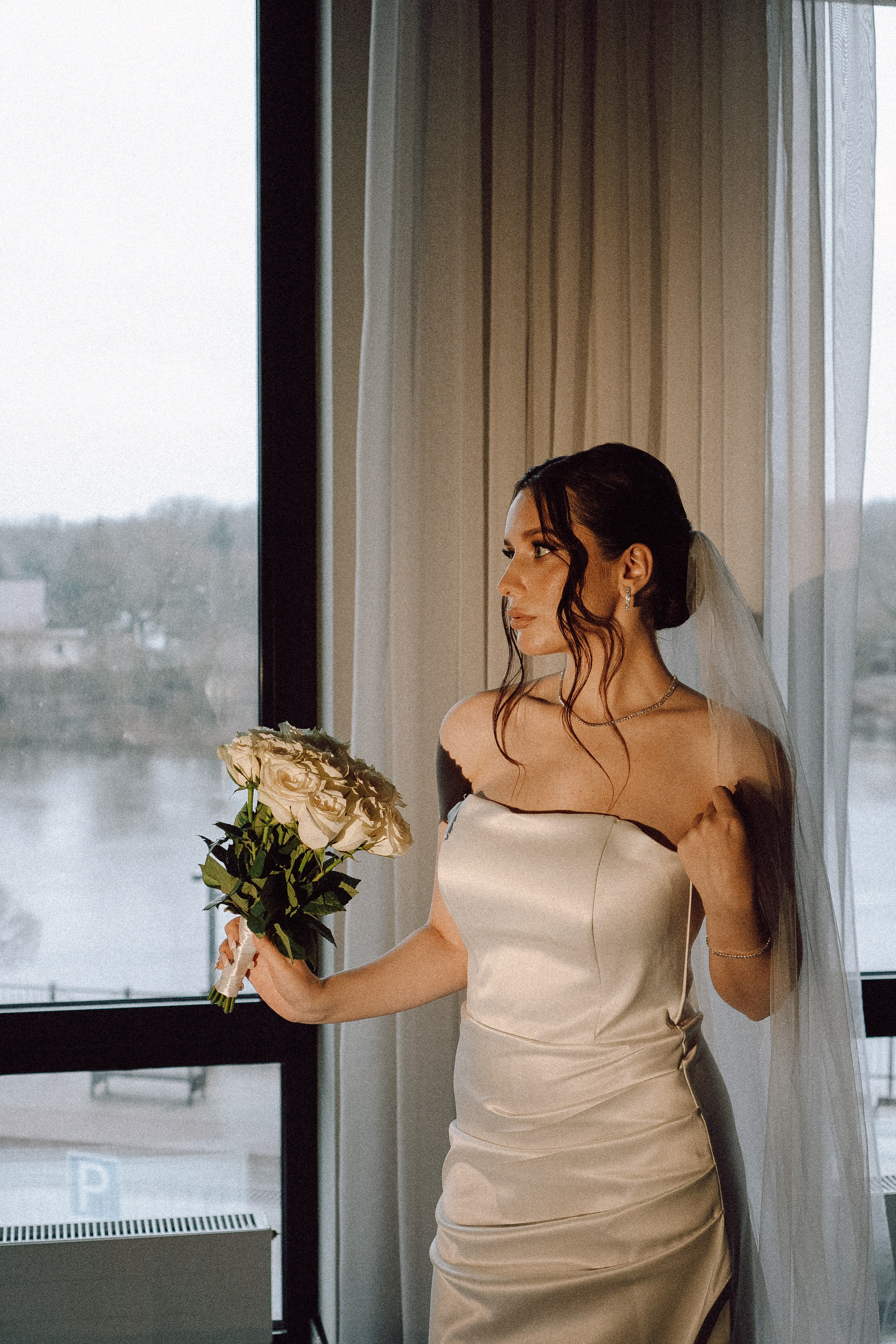 СВАДЕБНАЯ СЬЕМКА СБОРОВ ЖЕНИХА И НЕВЕСТЫ В ОТЕЛЕ И ТАКЖЕ ФОТОСЕССИИЯ В ОТЕЛЕЕ МЕГАПОЛИС БРЯНСК. Профессиональный фотограф, Санкт-Петербург — Виктория Богомолова