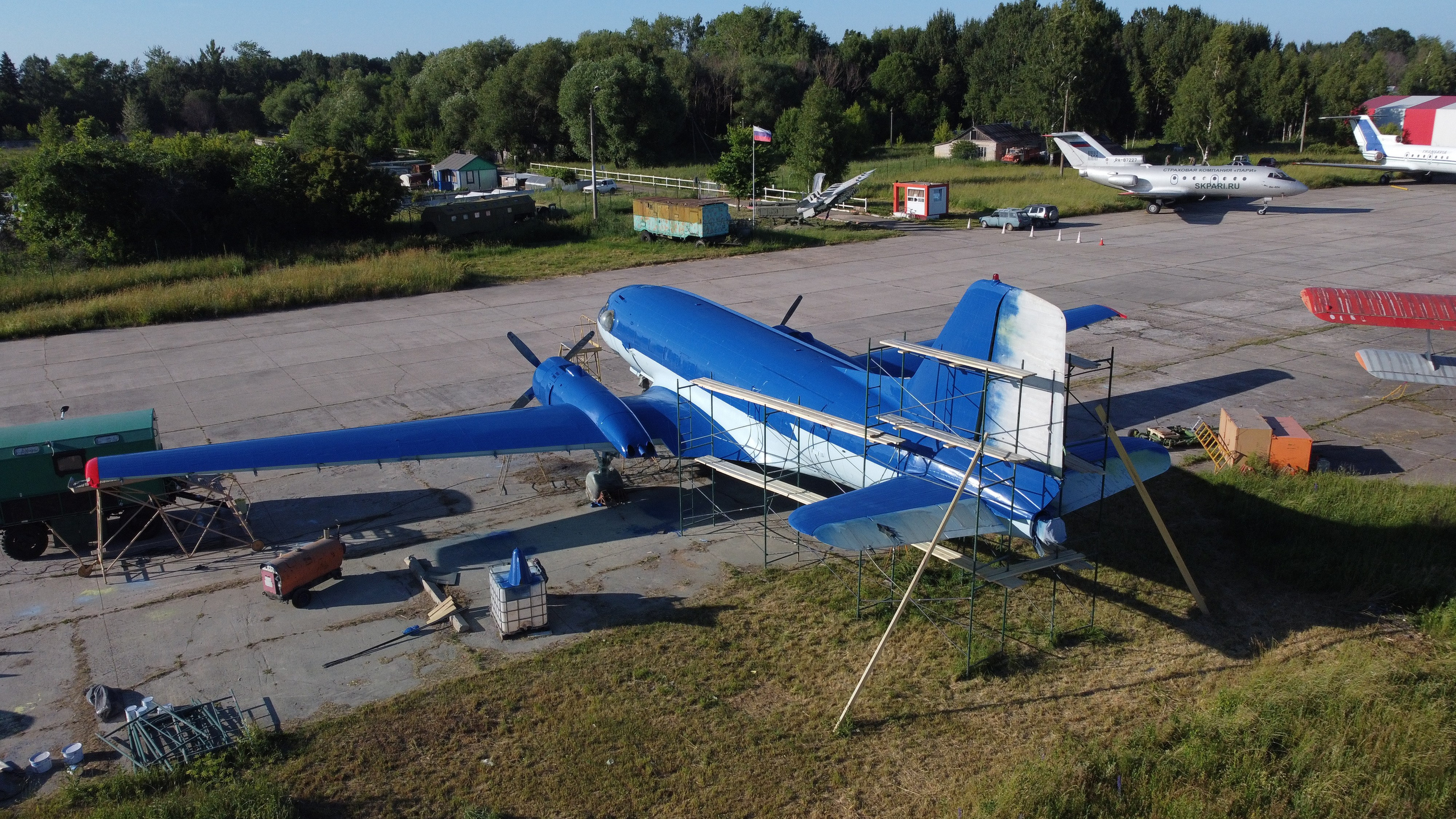 Ил-14Т «Голубая Мечта» — покраска (2022г). Фотоальбом показывающий увлекательный мир авиации и мир медведей Андрея Иванова