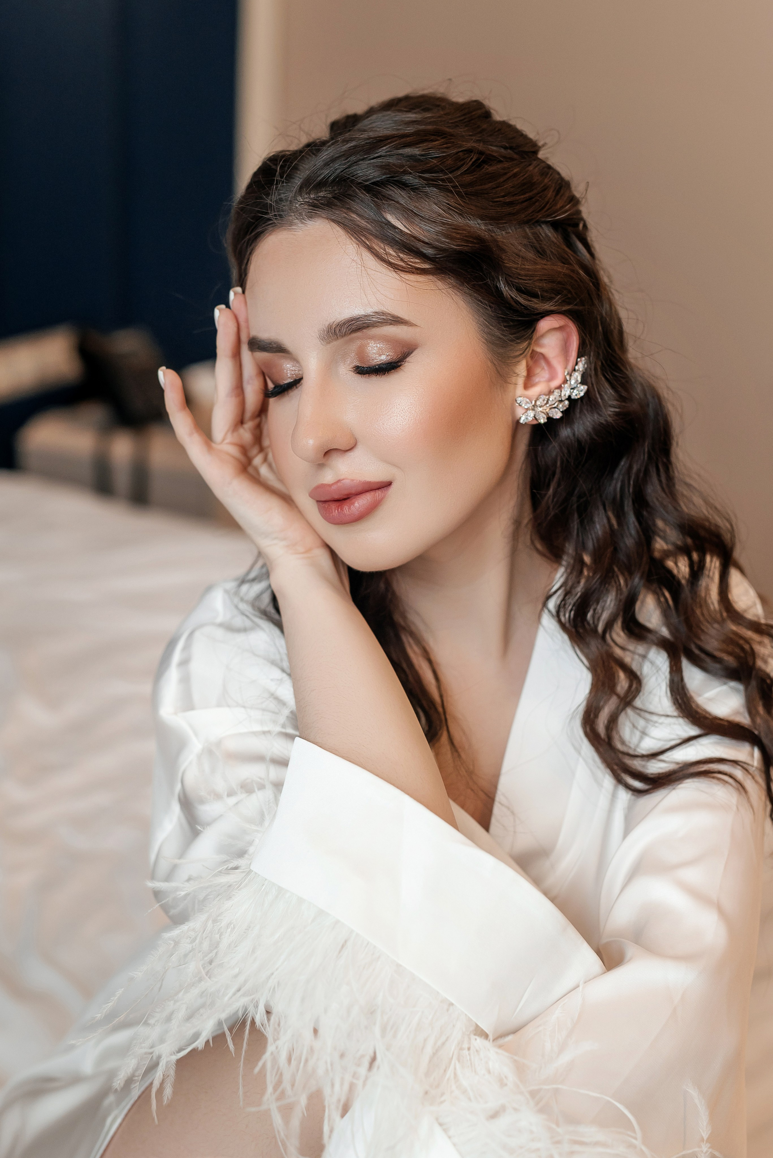 Свадебное утро в отеле у моря. Свадебный фотограф Елена Рякина