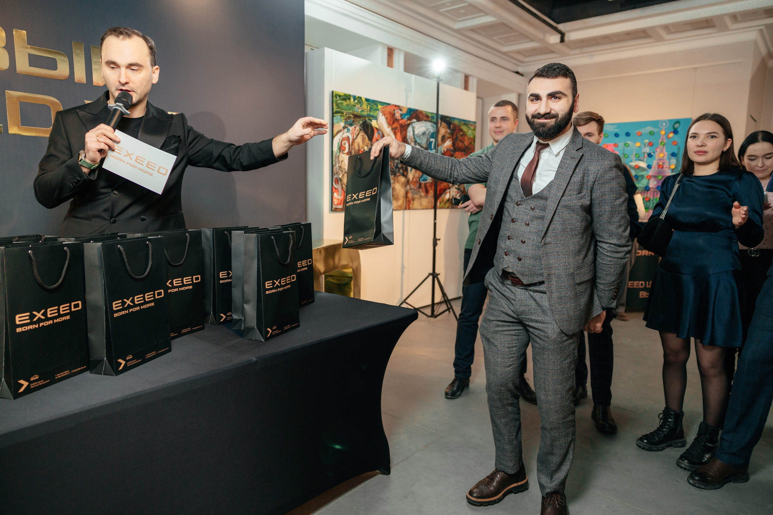 РЕГИНАС — презентация Chery EXEED. Фотограф для бизнеса Константин Брусницын в Екатеринбурге