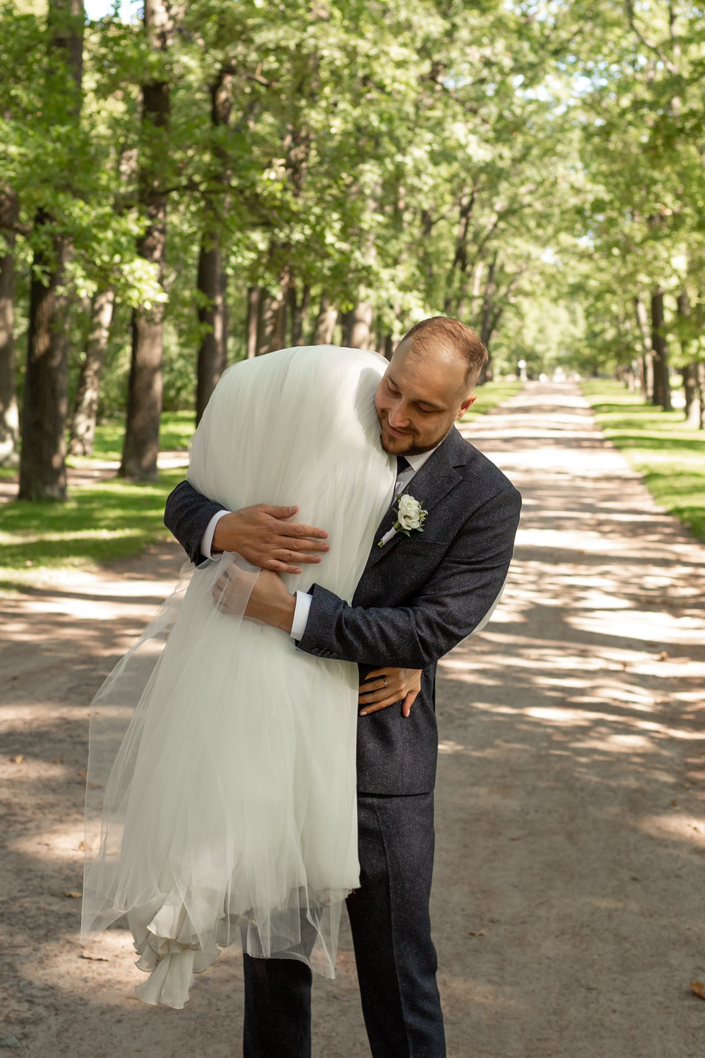 Свадебная фотопрогулка в Пушкине. Свадебный фотограф Кирилл Белый