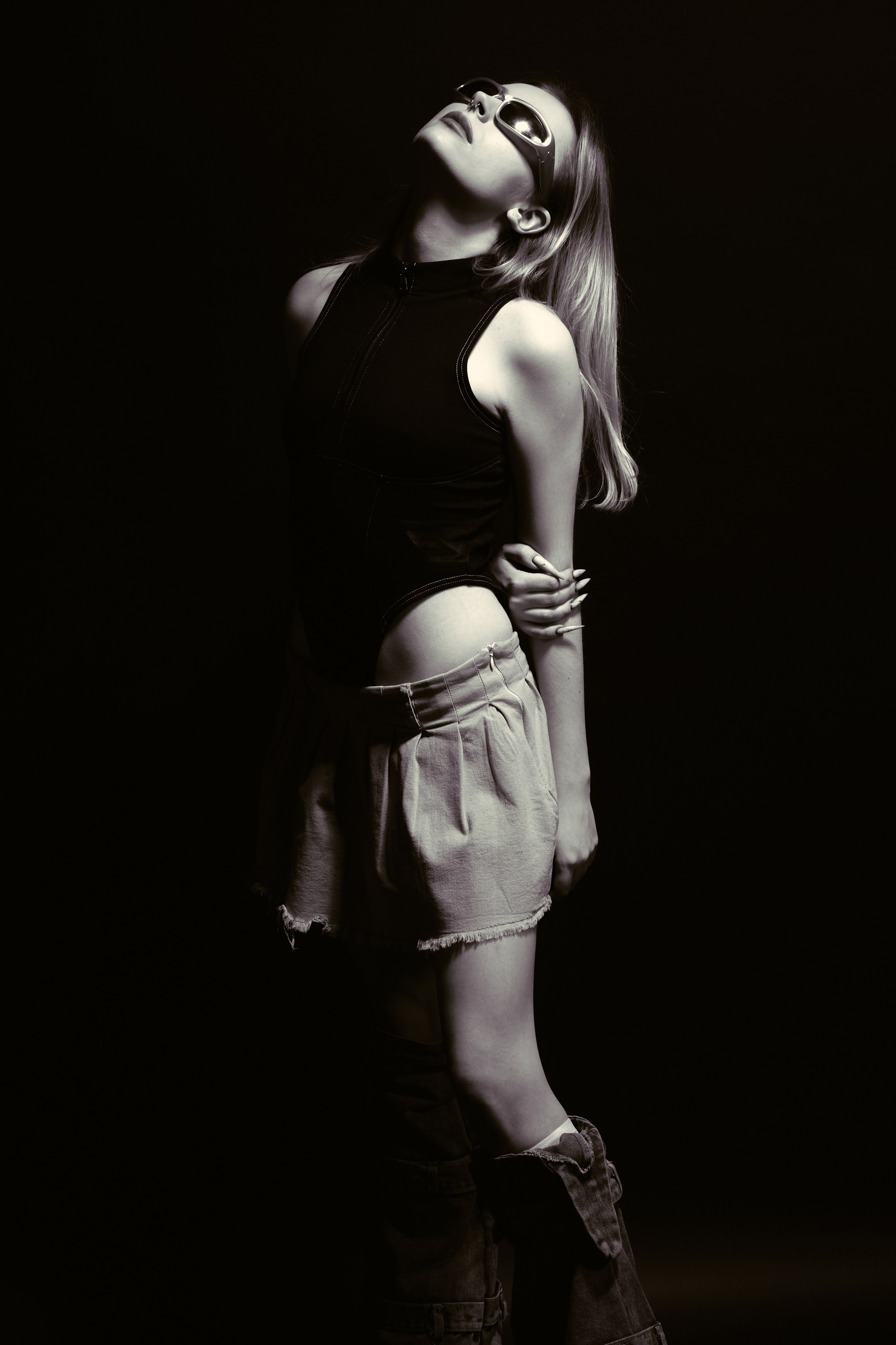 Llou.iise. Московский фотограф WHRMZD