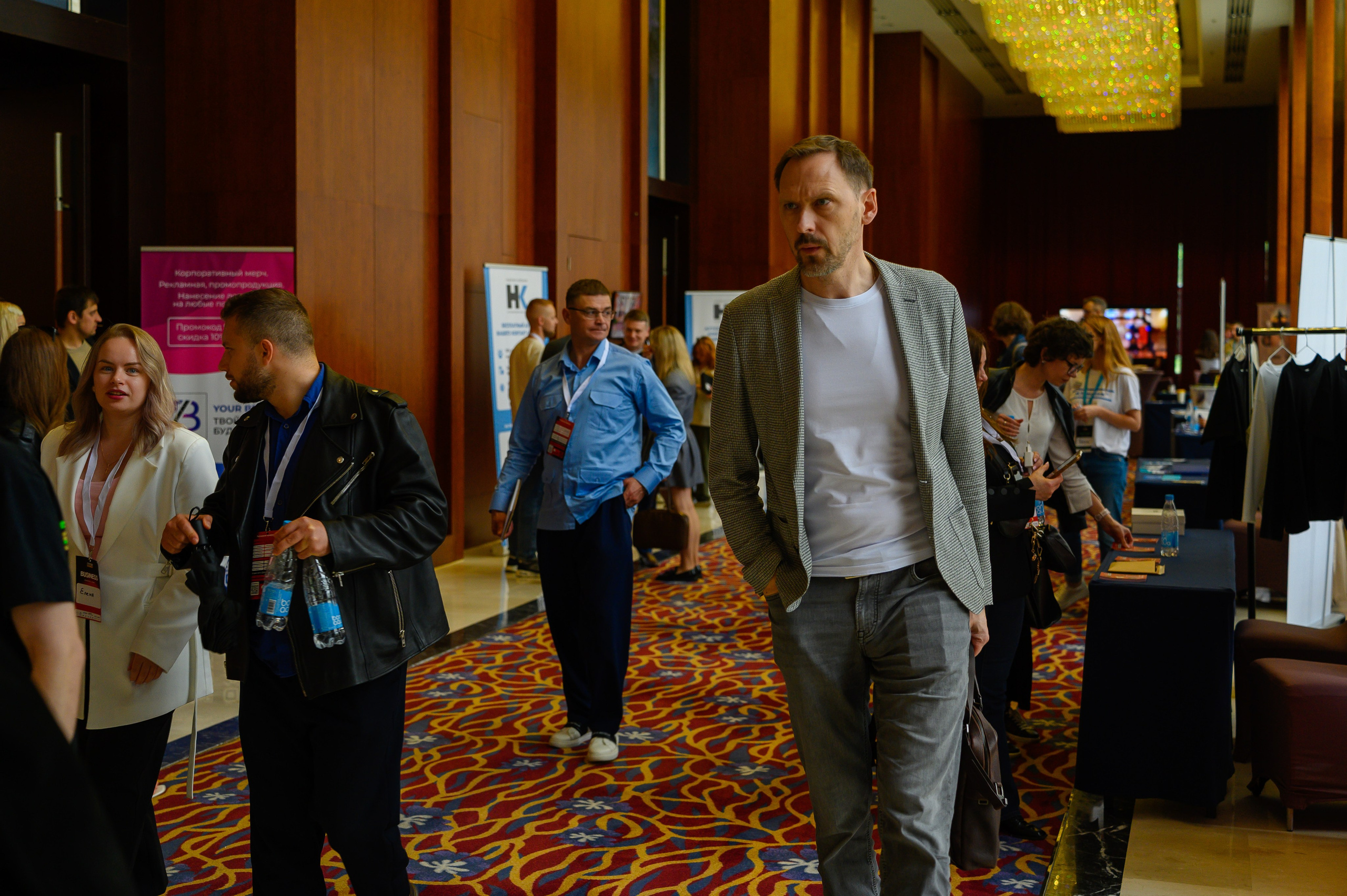 Репортажная съемка с открытия магазина. Фотоуслуги, услуги фотографа, фотографирование важных событий