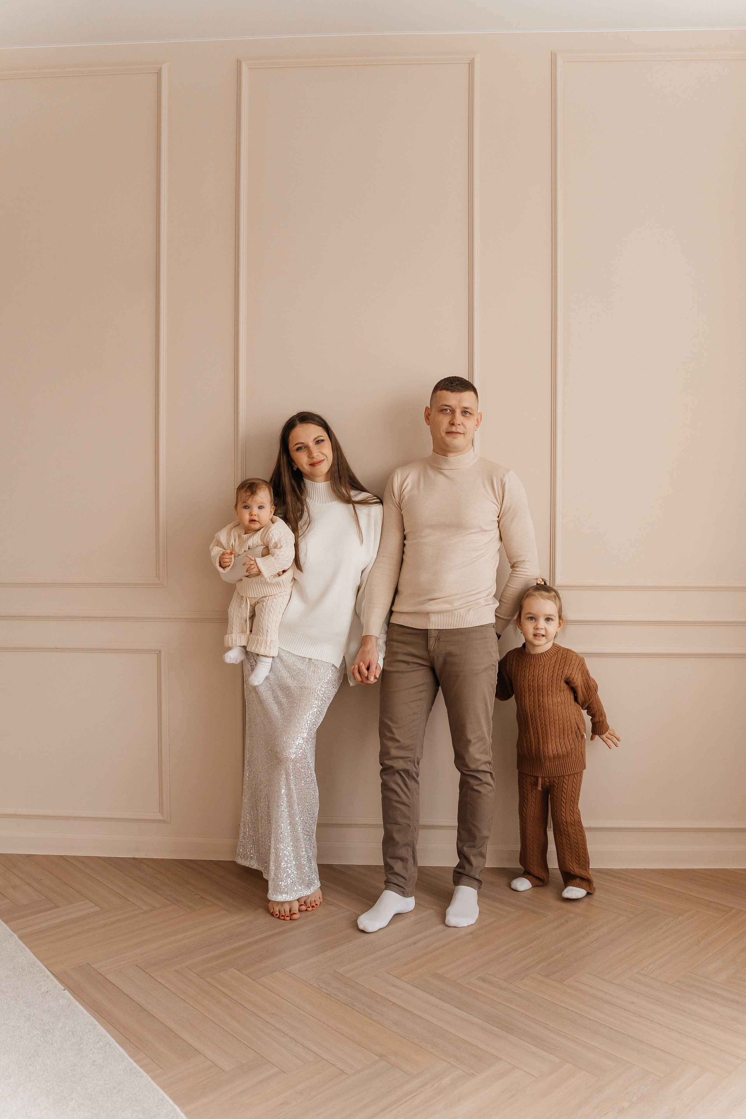 Сережа, Юля, Василиса и Дарина. Волик Мария