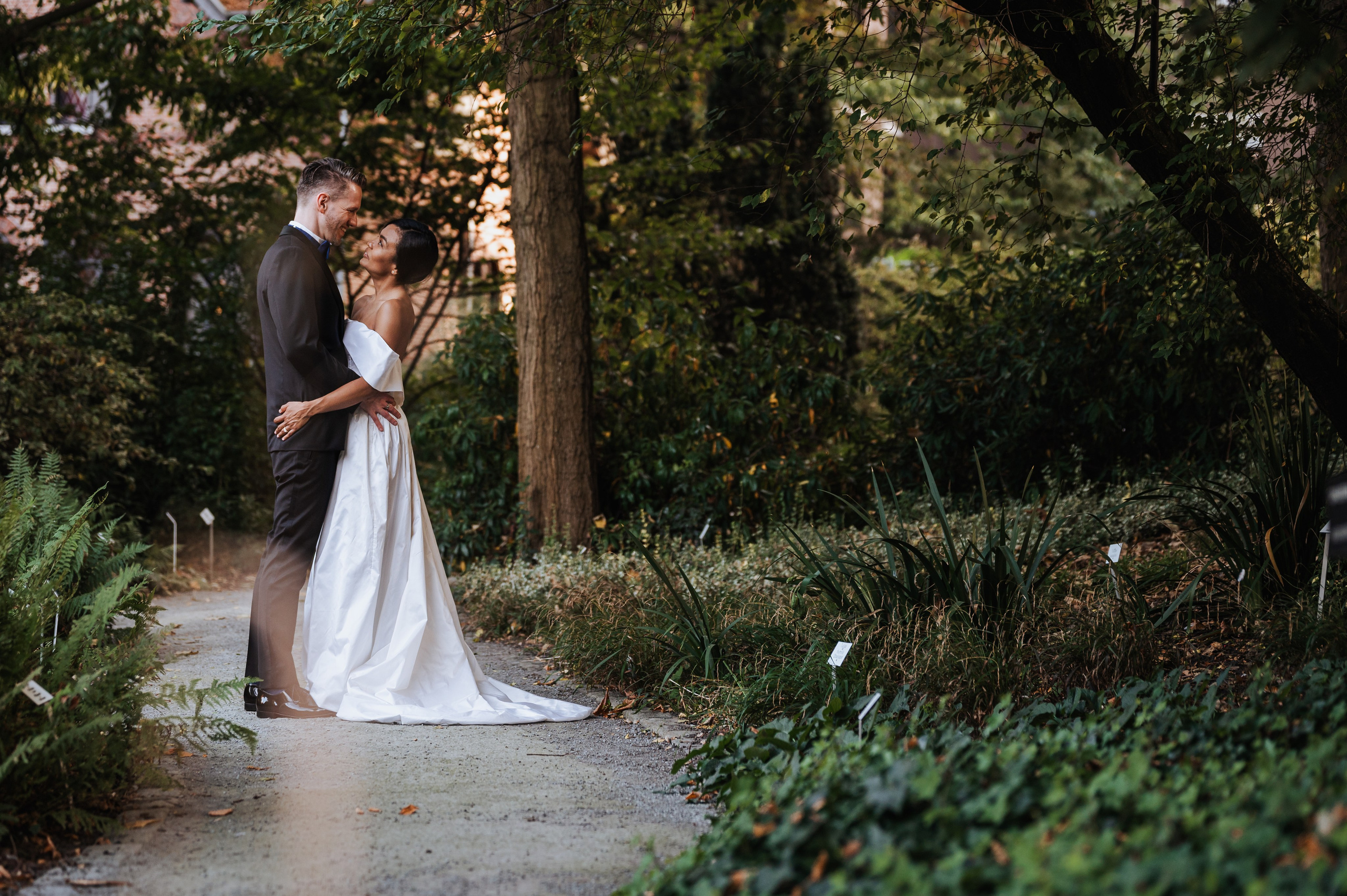 …Whimsical love. Golden Moments Editing — We do Wedding’s Retouch and Video Editing