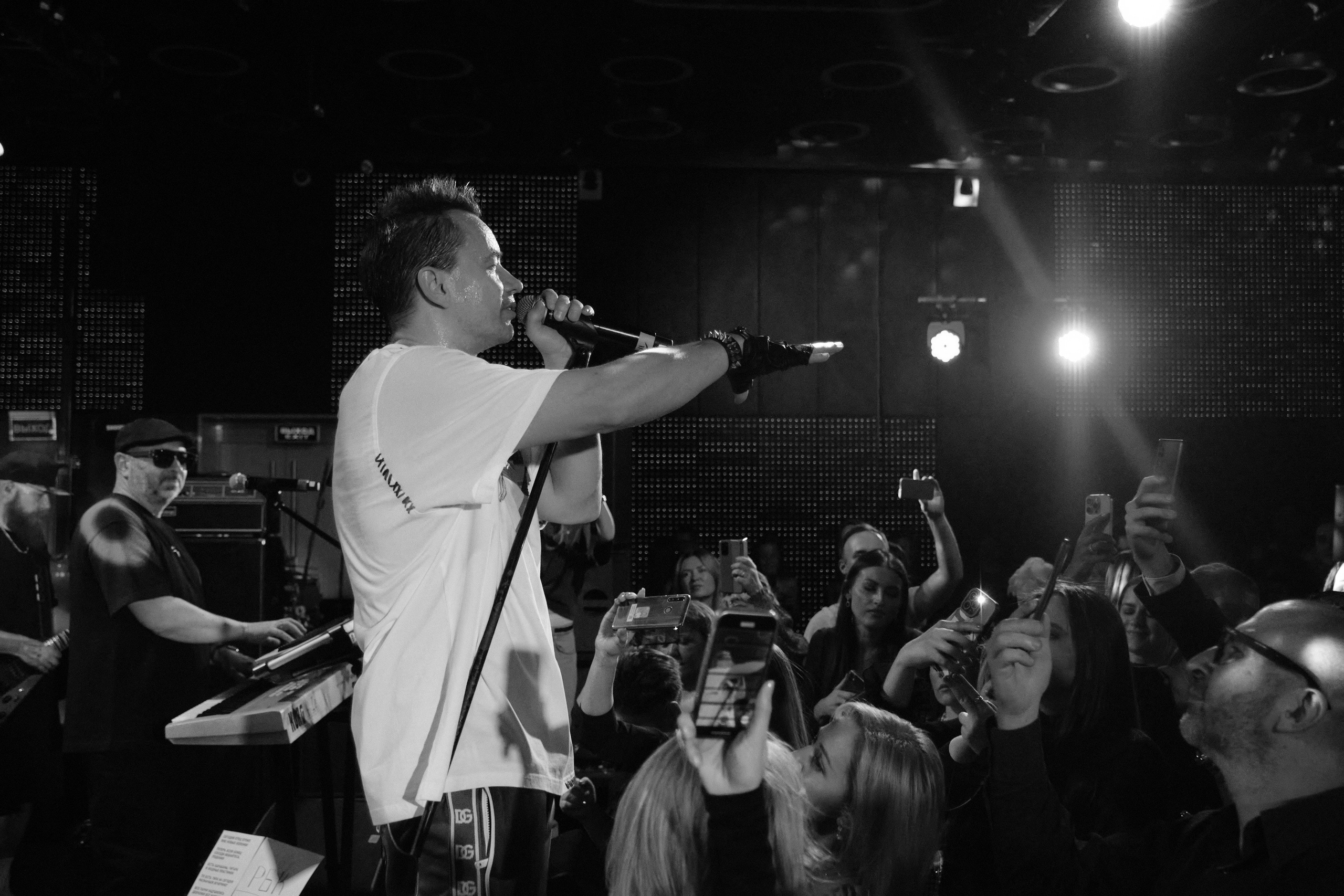 Новогодний корпоратив РБК + концерт Дискотека авария. Профессиональный фотограф в Москве Павел Жданов