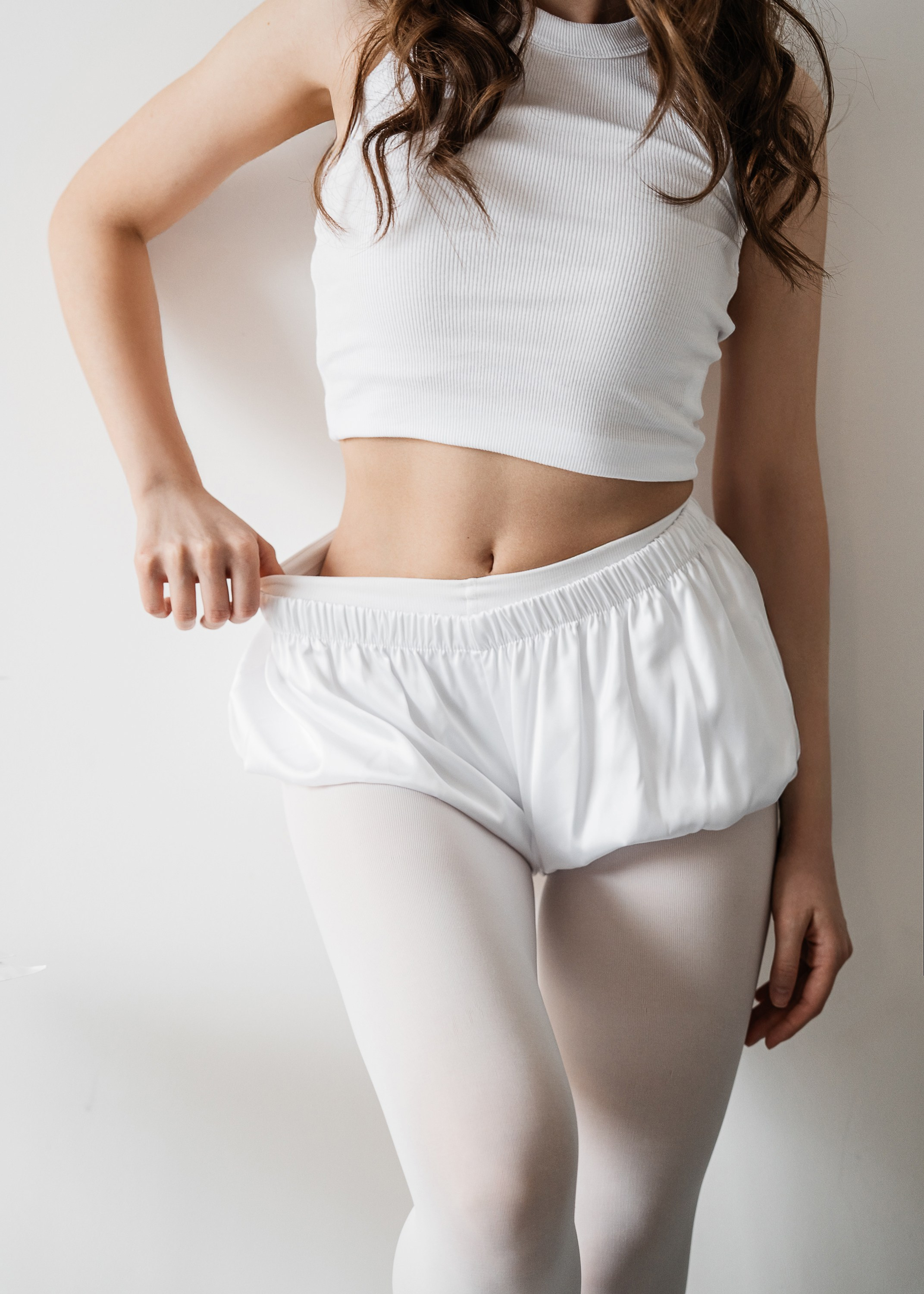 АНЯ. Женский портрет