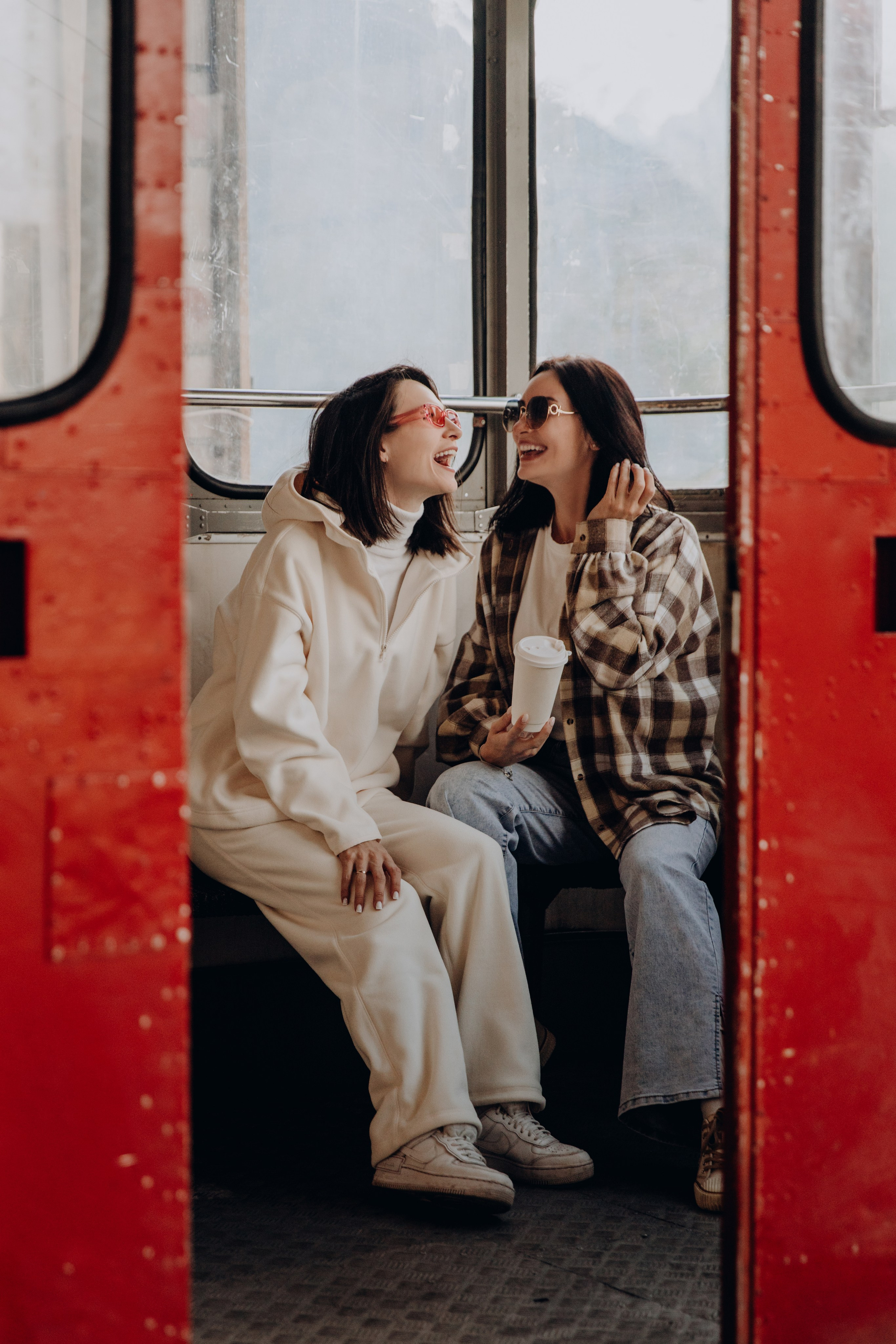 Юля с семьей, Домбай. Портфолио