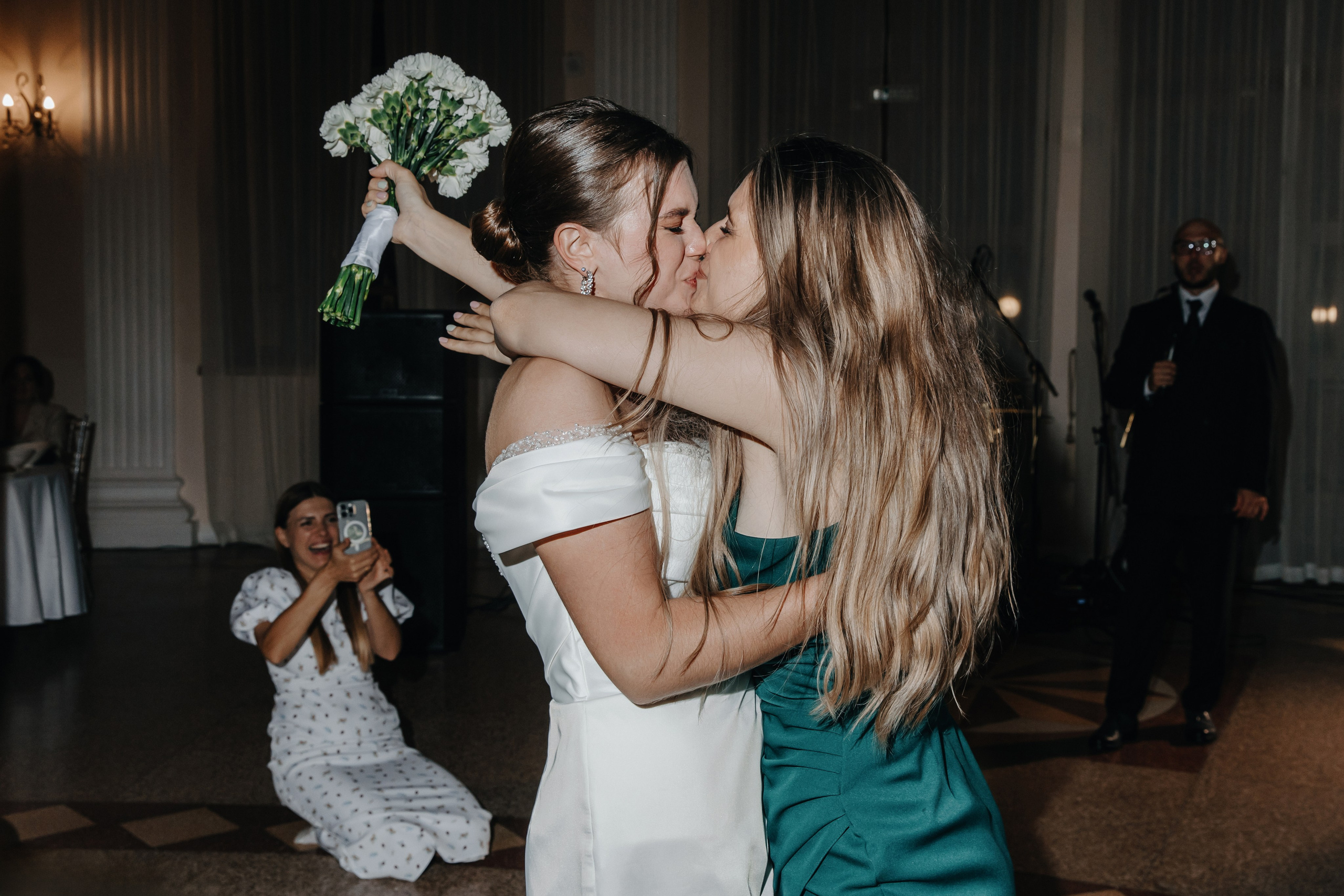 Саша и Саша. Свадебный фотограф и видеограф Когай Дмитрий и Юлия