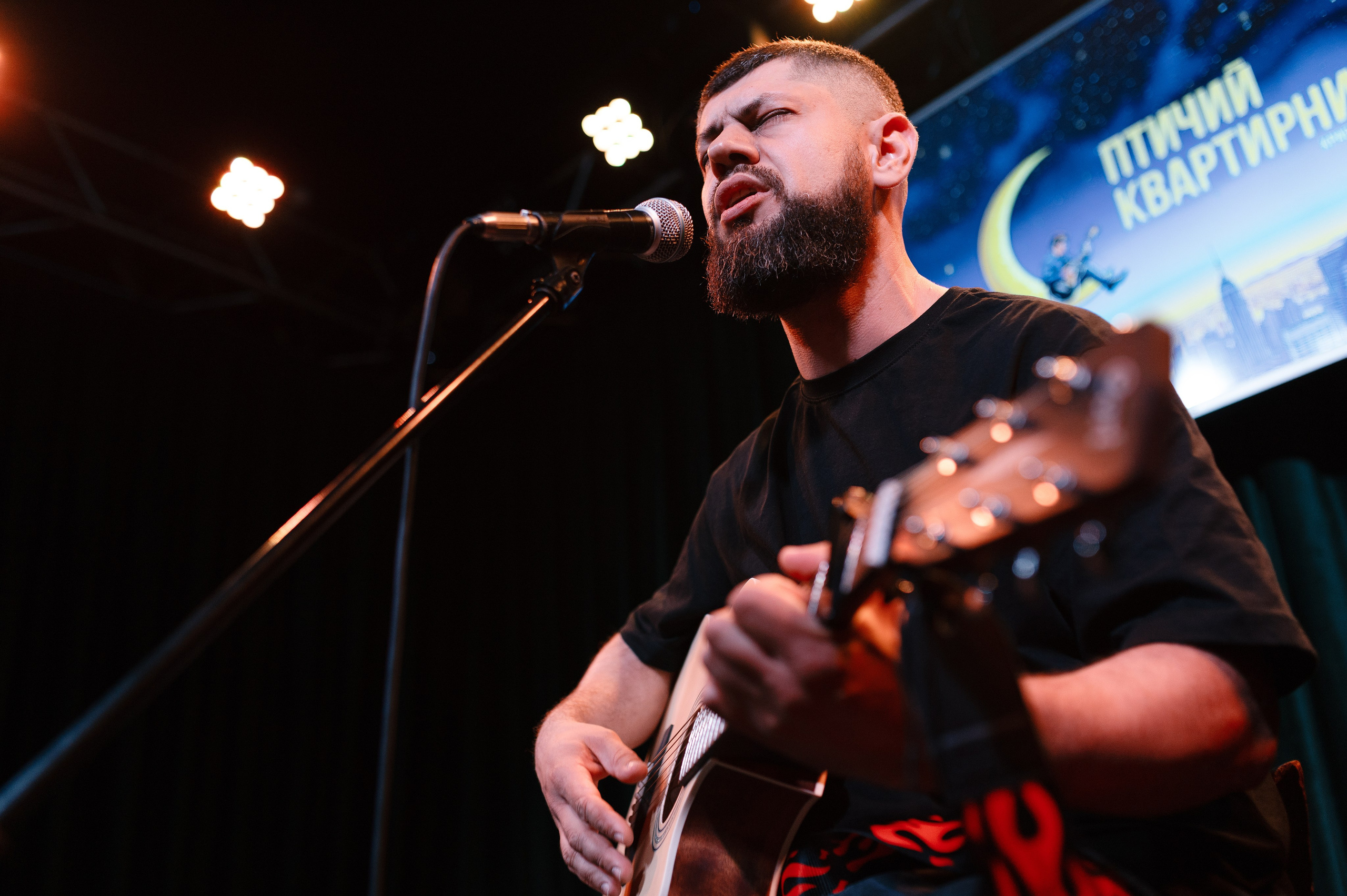 Поэтический клуб «Птицы». Квартирник, малый Рок бар. Профессиональная фотосессия в Краснодаре | Фотограф Денис Труфанов