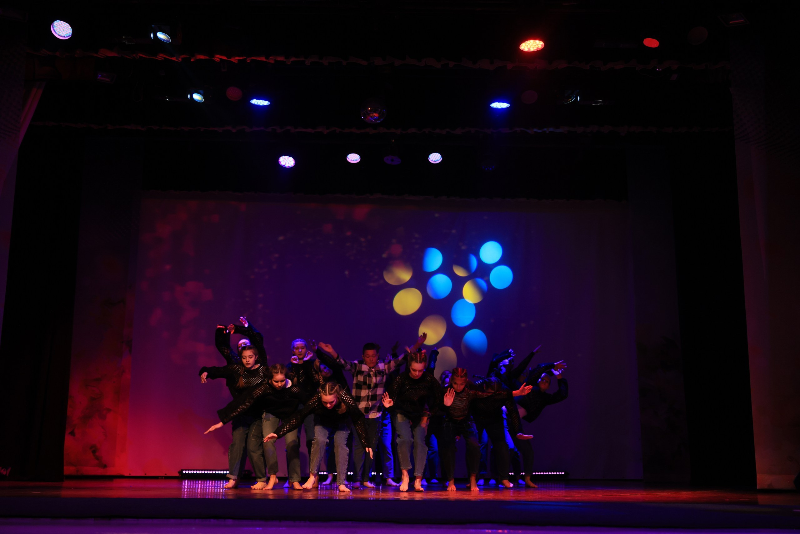 Концерт к 8 Марта в ДК «Металлург» г. Тула. Фотограф в Туле Крупский АнДРей. Фотостудия «КАДР71» в Туле