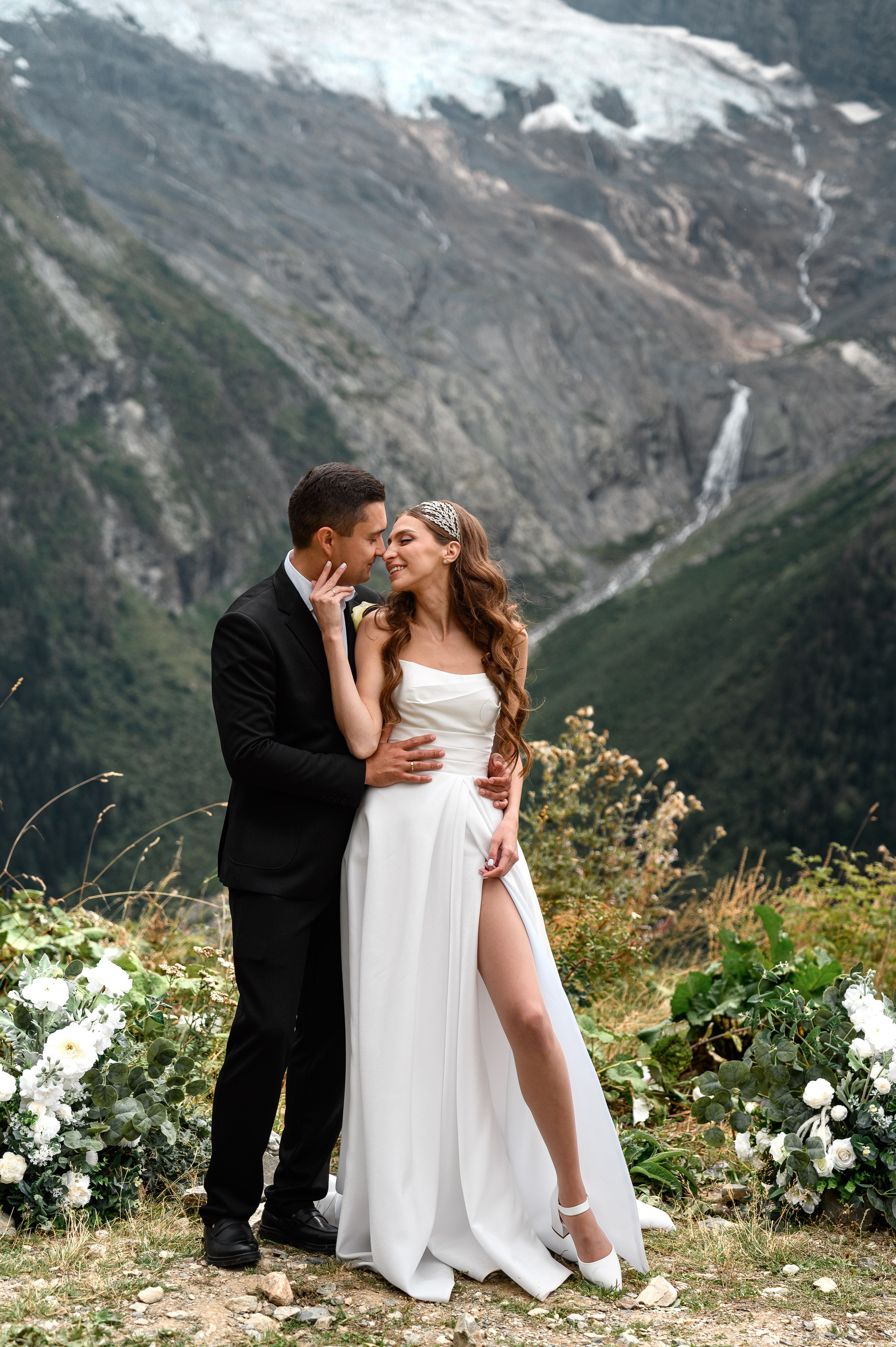 Горная свадьба Рината и Регины (09.09.24). Свадебный и travel фотограф в Волгограде, Сочи, Домбае, Европе