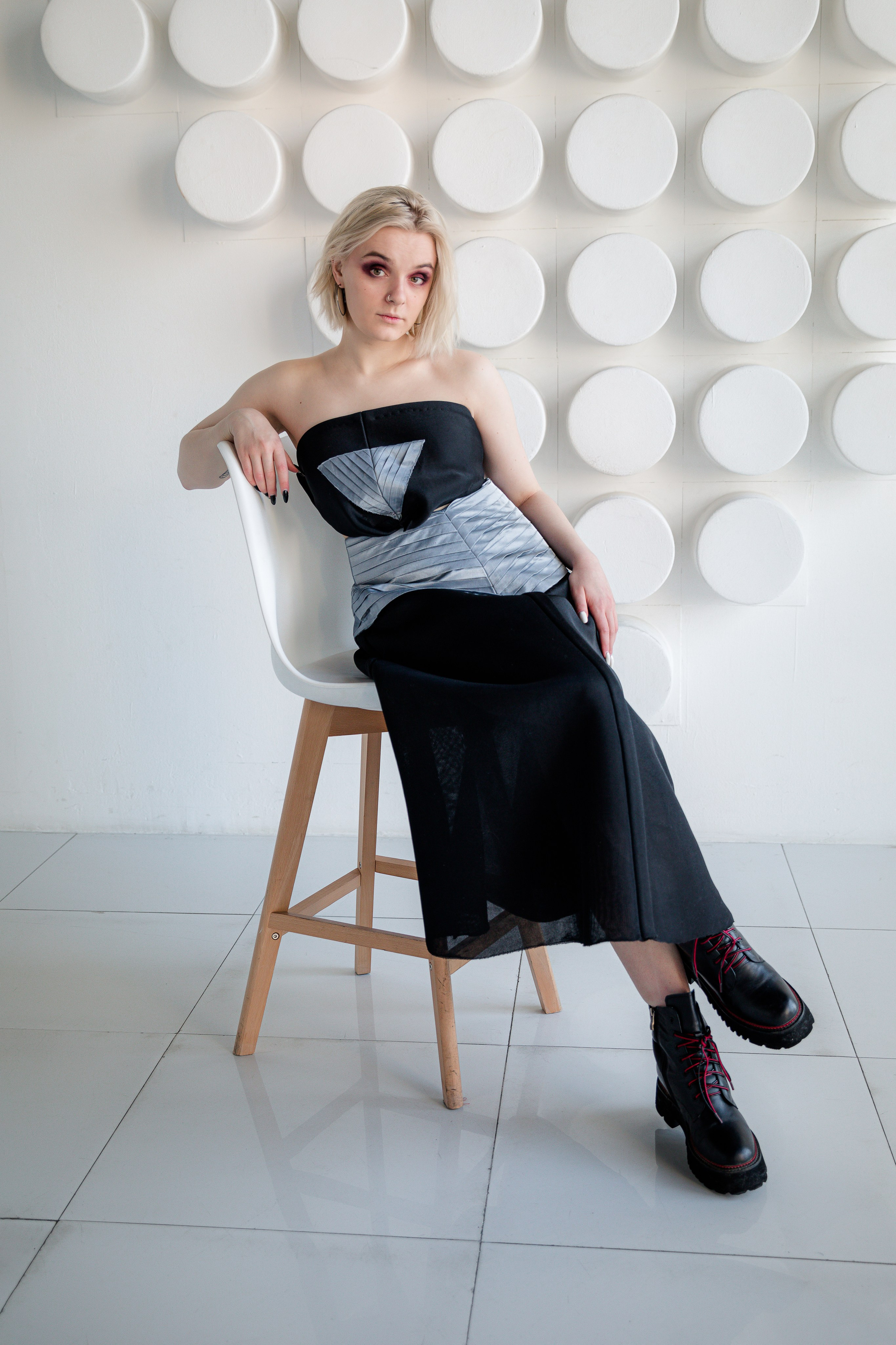 Студийная съемка одежды для студенки модельера. Фотограф и режиссер Московко Екатерина