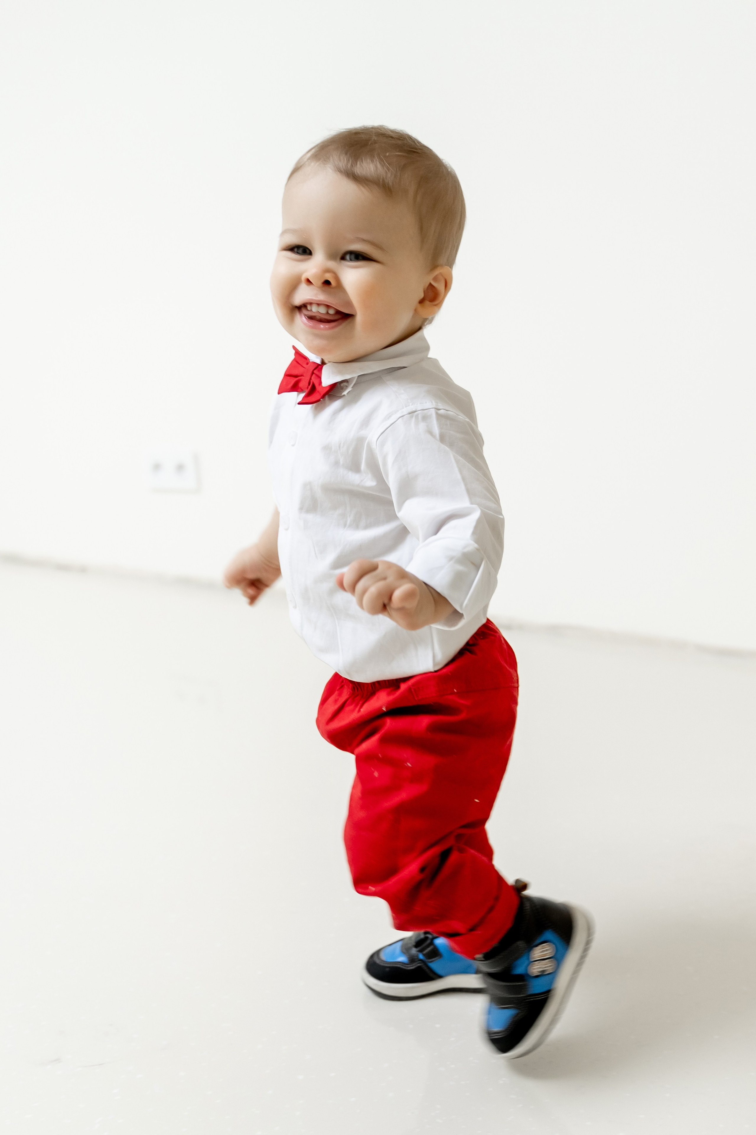 Фотограф на детский день рождения в Москве. Детский фотограф в Москве. Детский фотограф в Видном. День рождения. Фотосессия в день рождения. Семейная фотосессия. Контент-фотосессия. Душевный фотограф. Стильная детская фотосессия. 