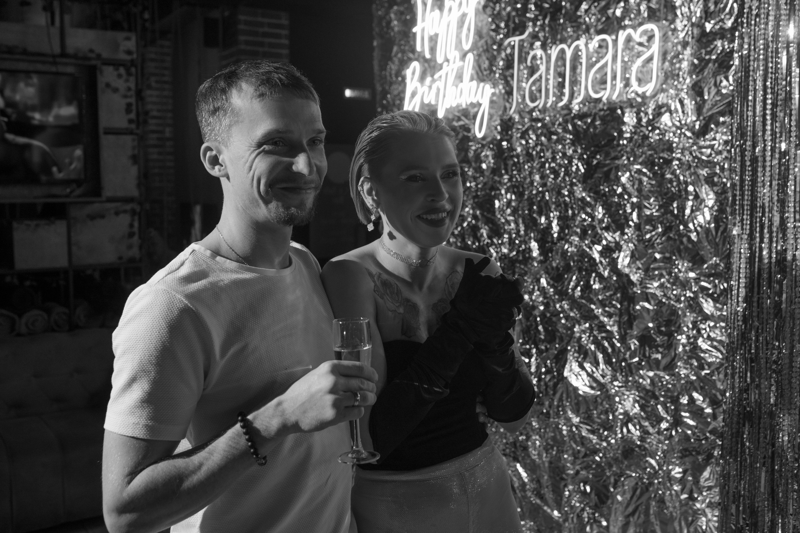 День рождения Томы — Let`s Talk Bar. Свадебный фотограф Екатеринбург/Челябинск — Любовь Волохова